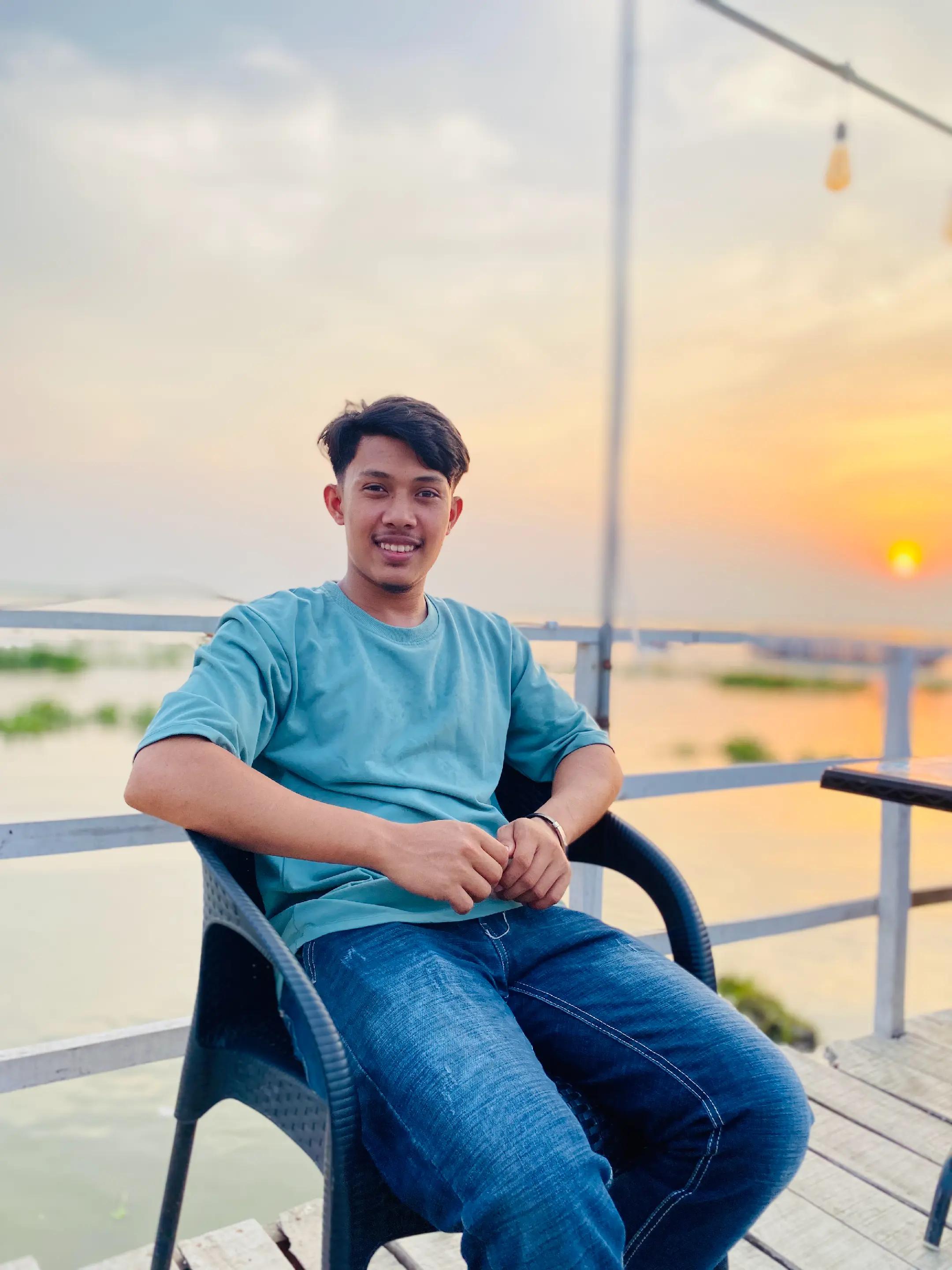 @R...🚩