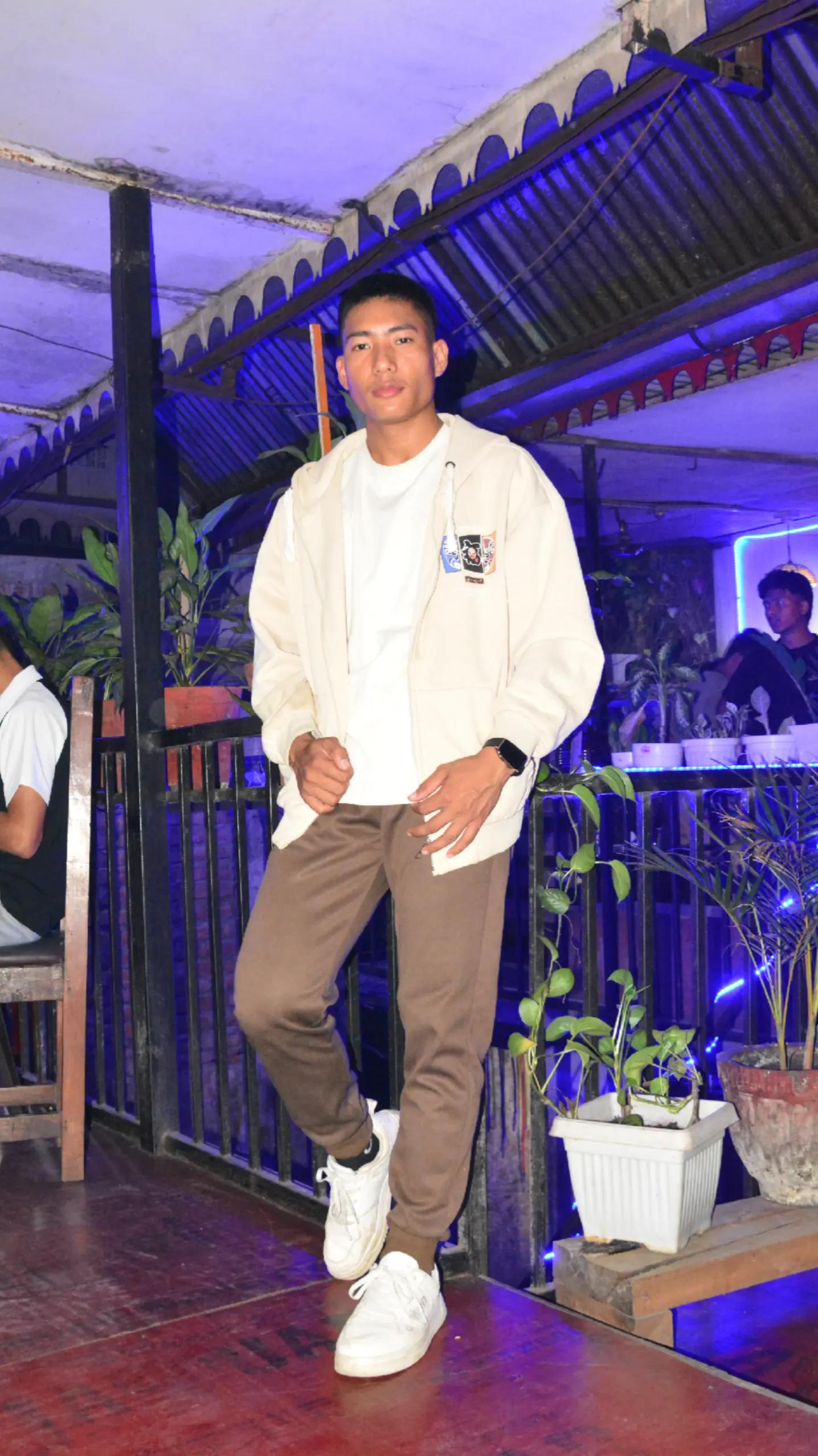 @๐๐ธ๐พ๐ธโ๐ผ๐๐ท