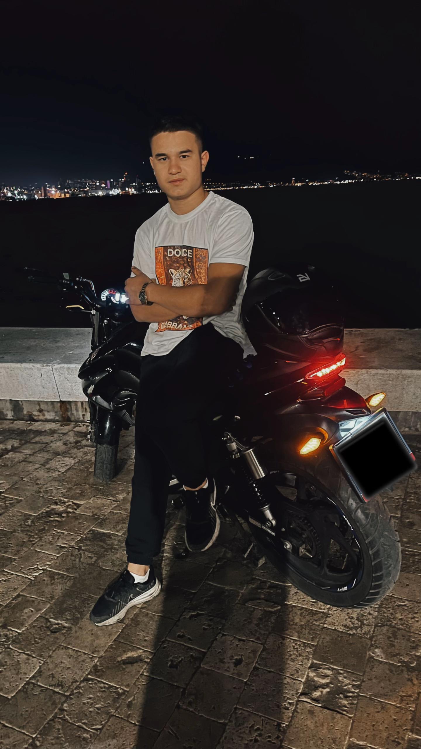 @R.Y