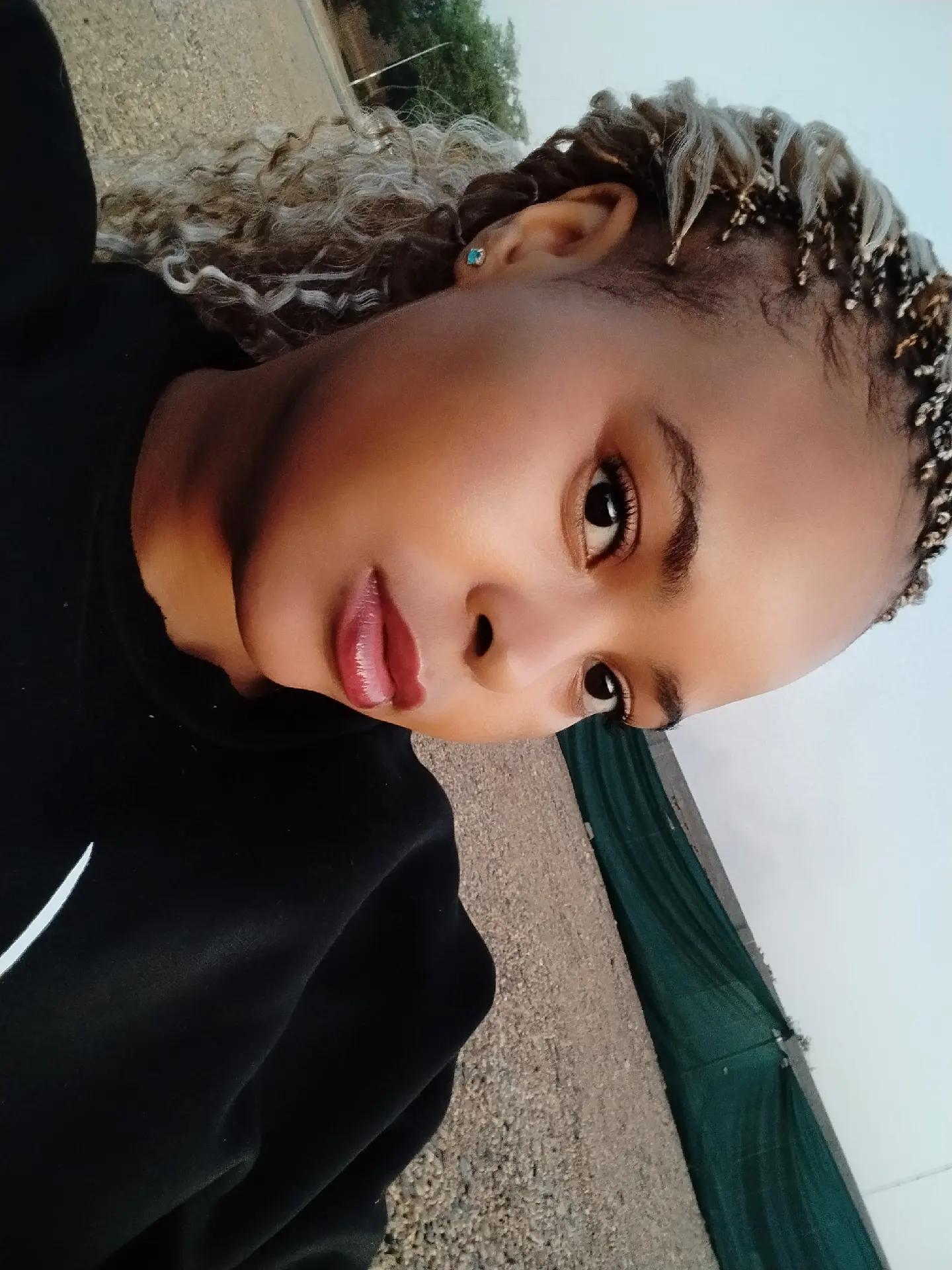 @Manyana