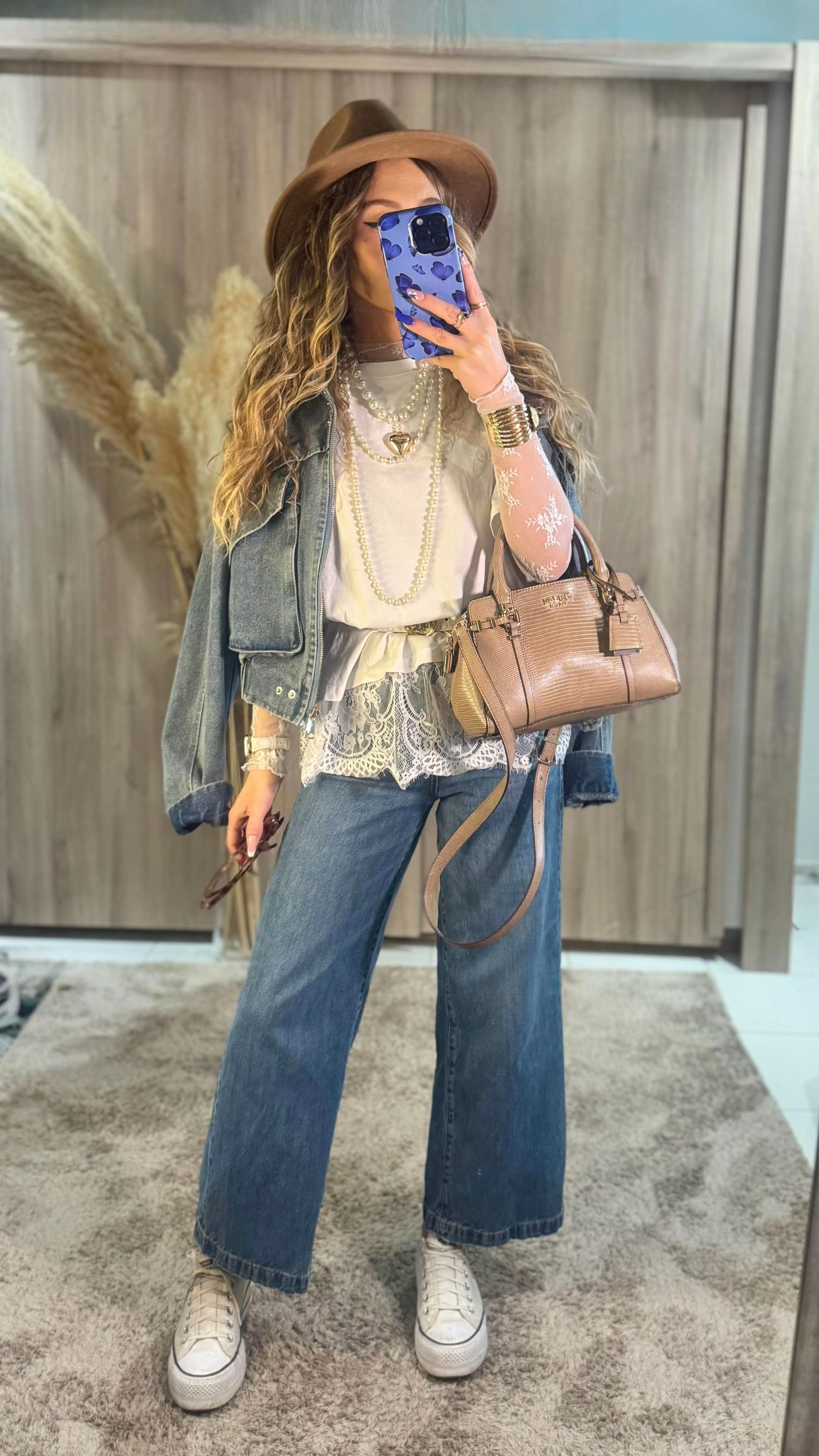@melou_ootd