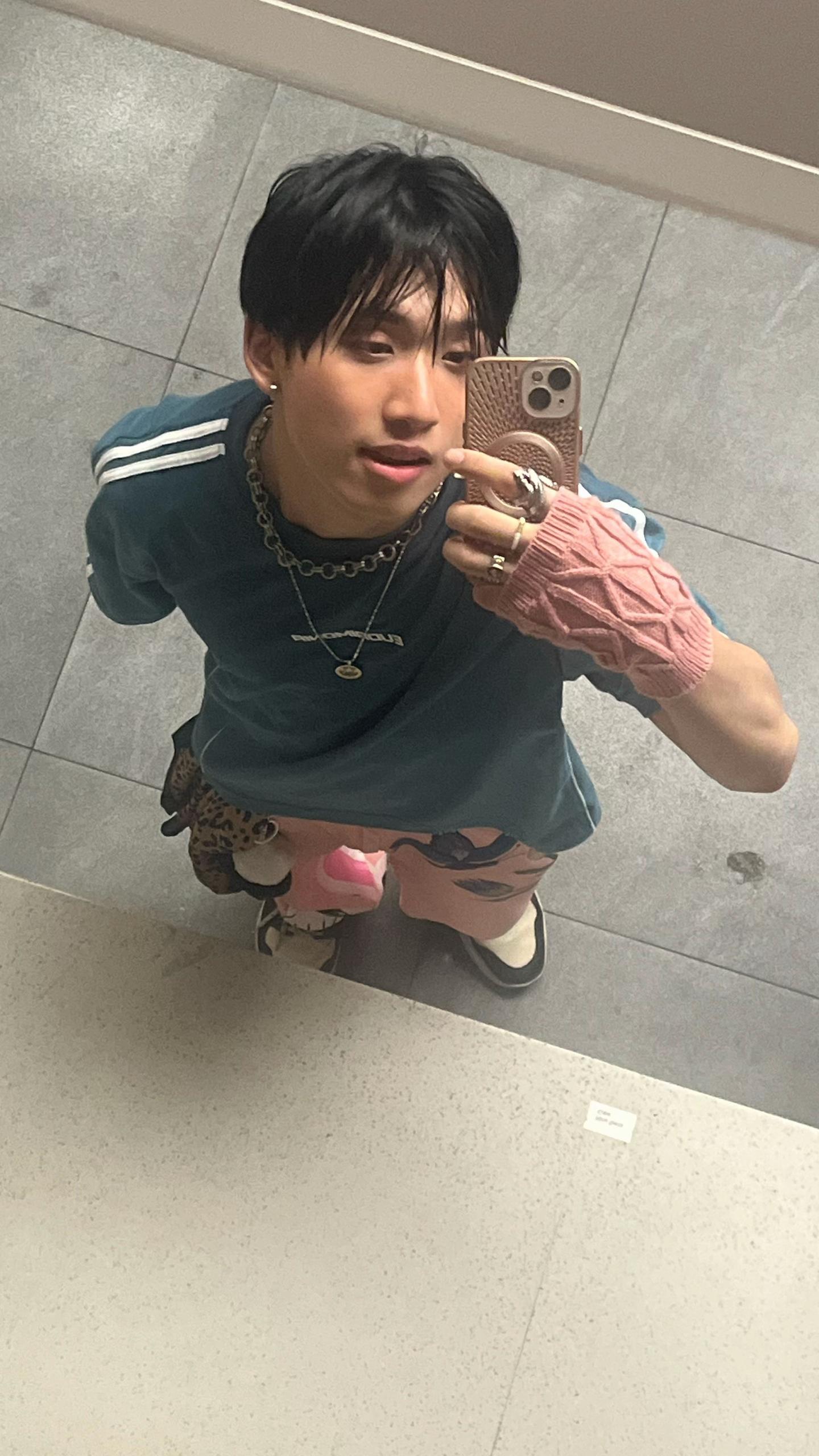 @T1 - youronlystevee~ 🐰🐿️