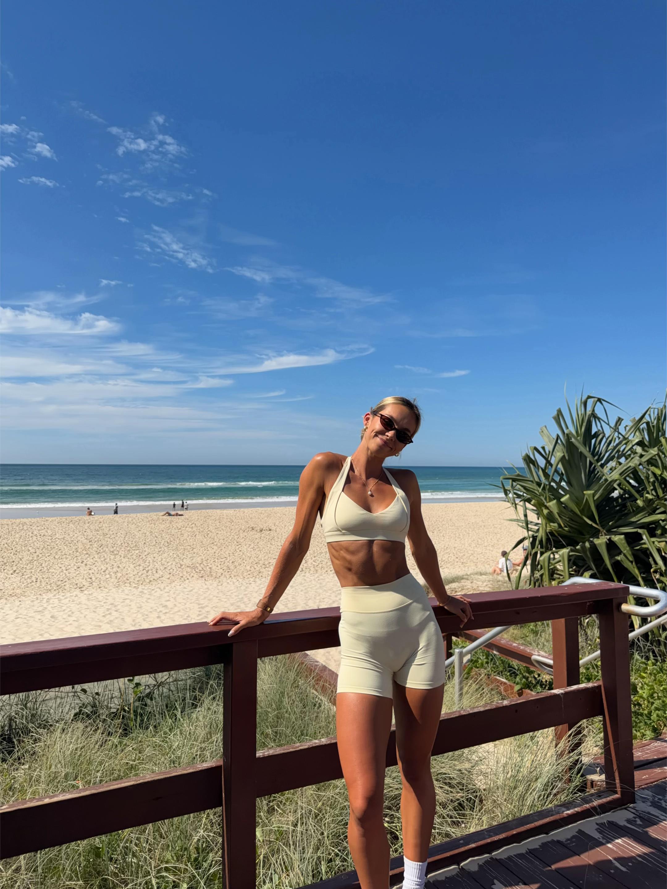 @Liv