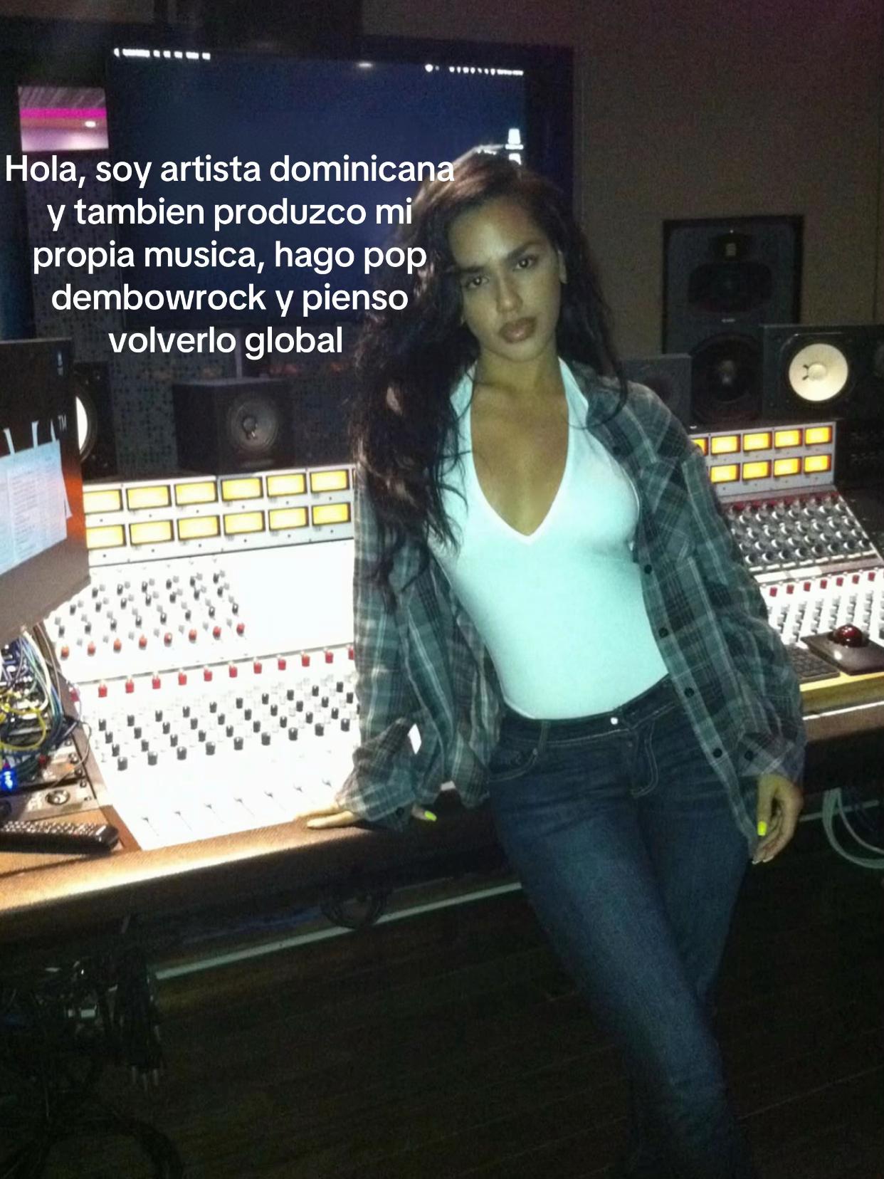 @M&Oacute;RIA