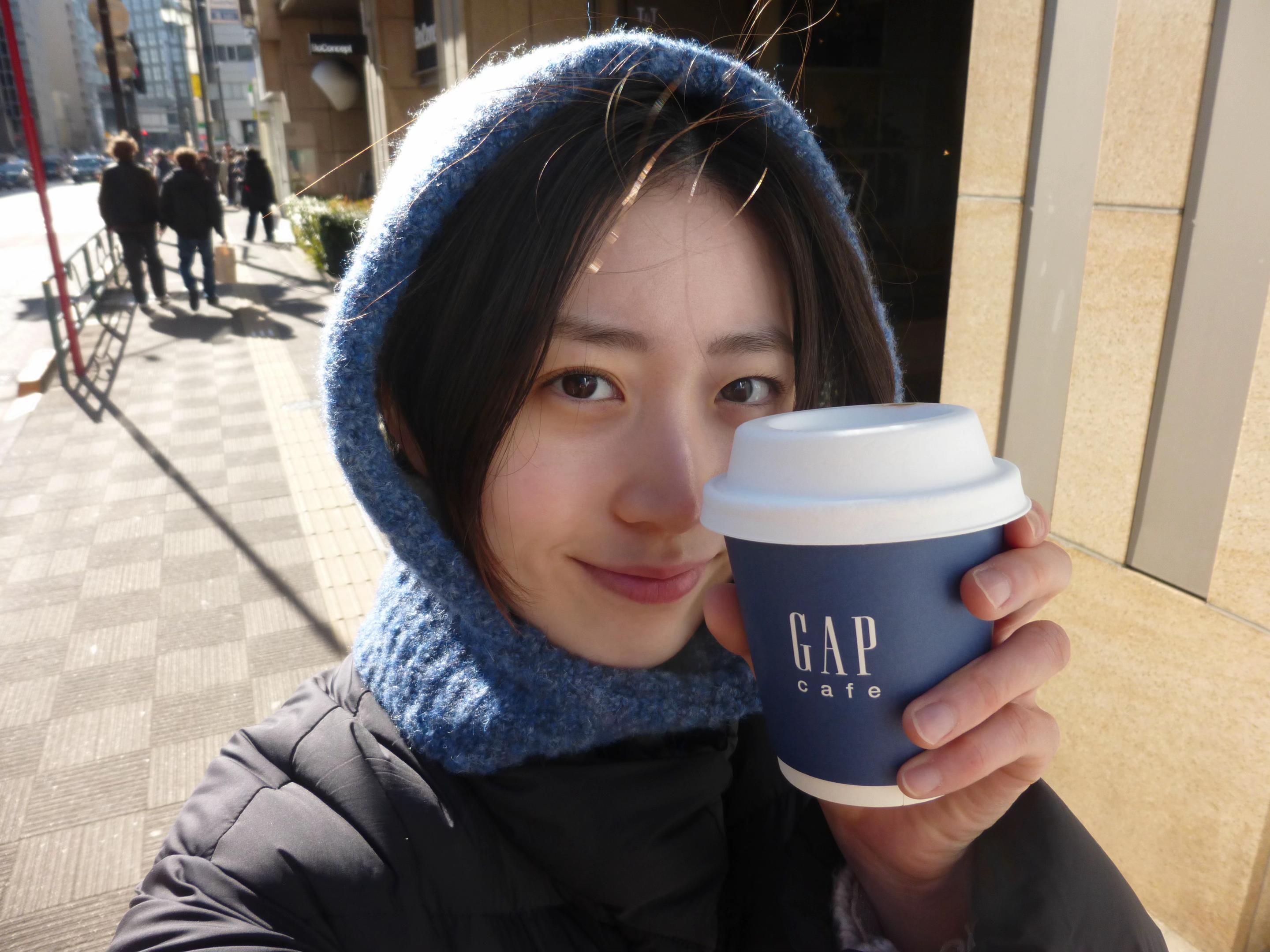 @ひよ