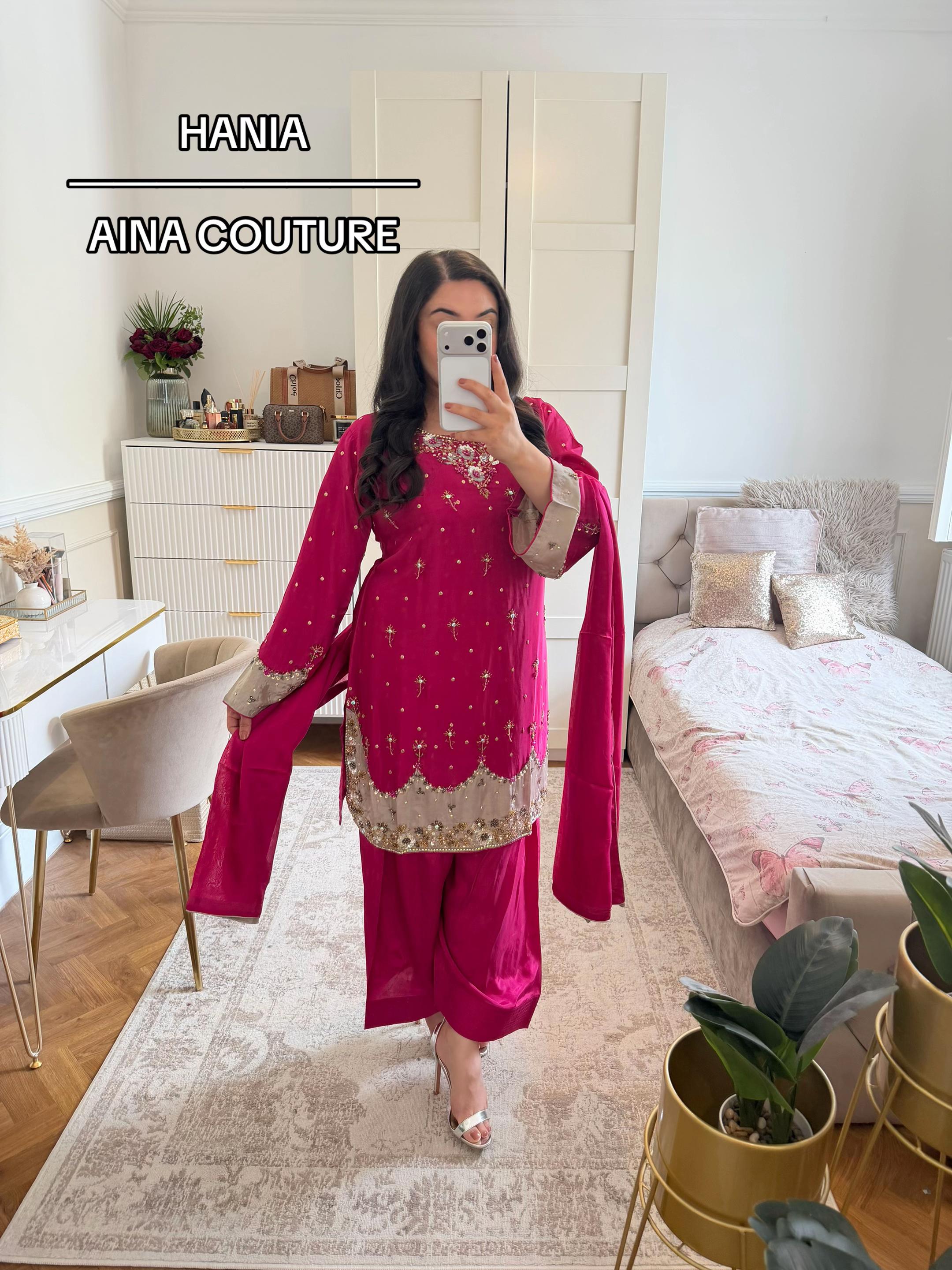 @Aina__couture