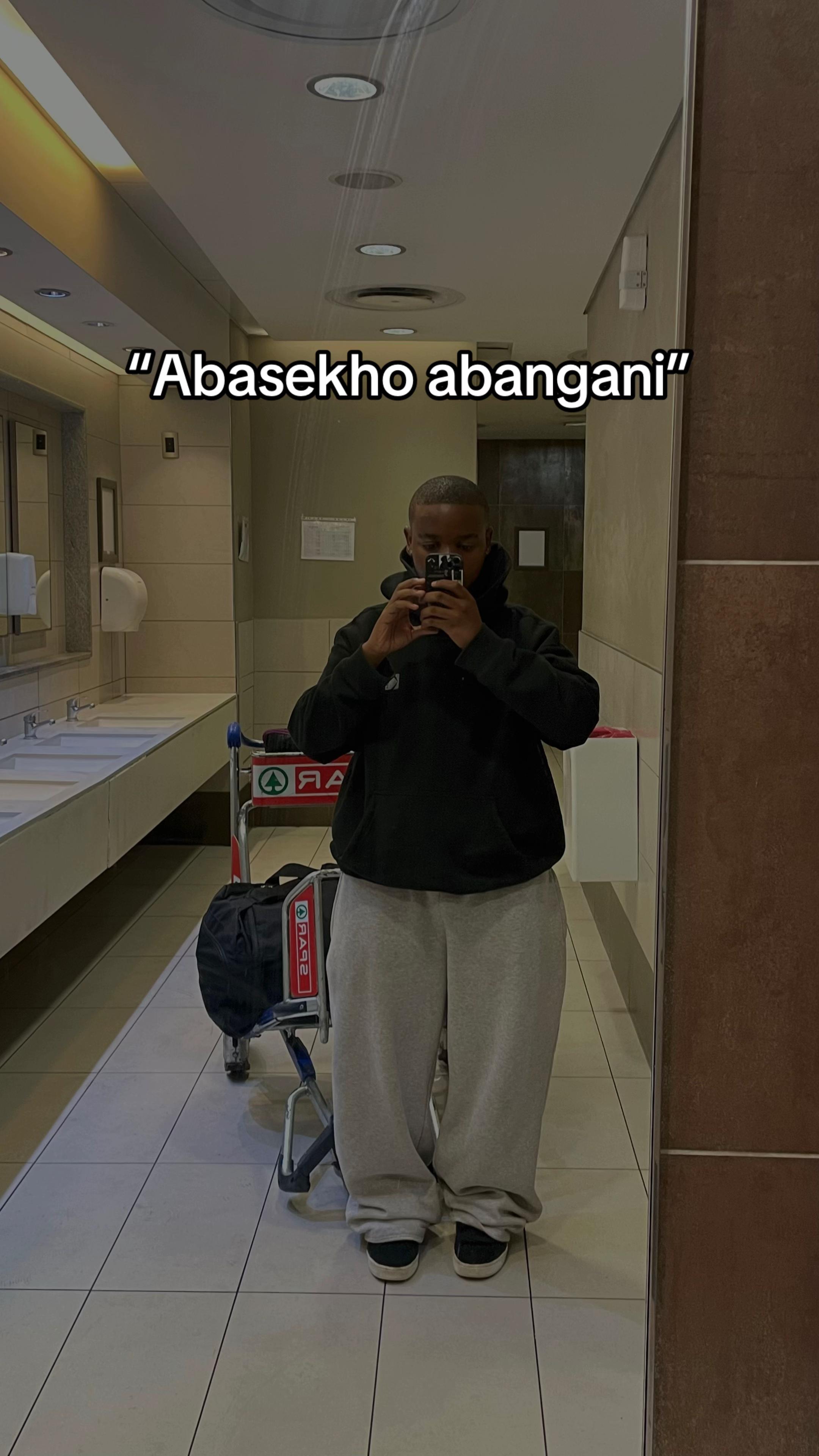 @Athi Ntshayisa🧸