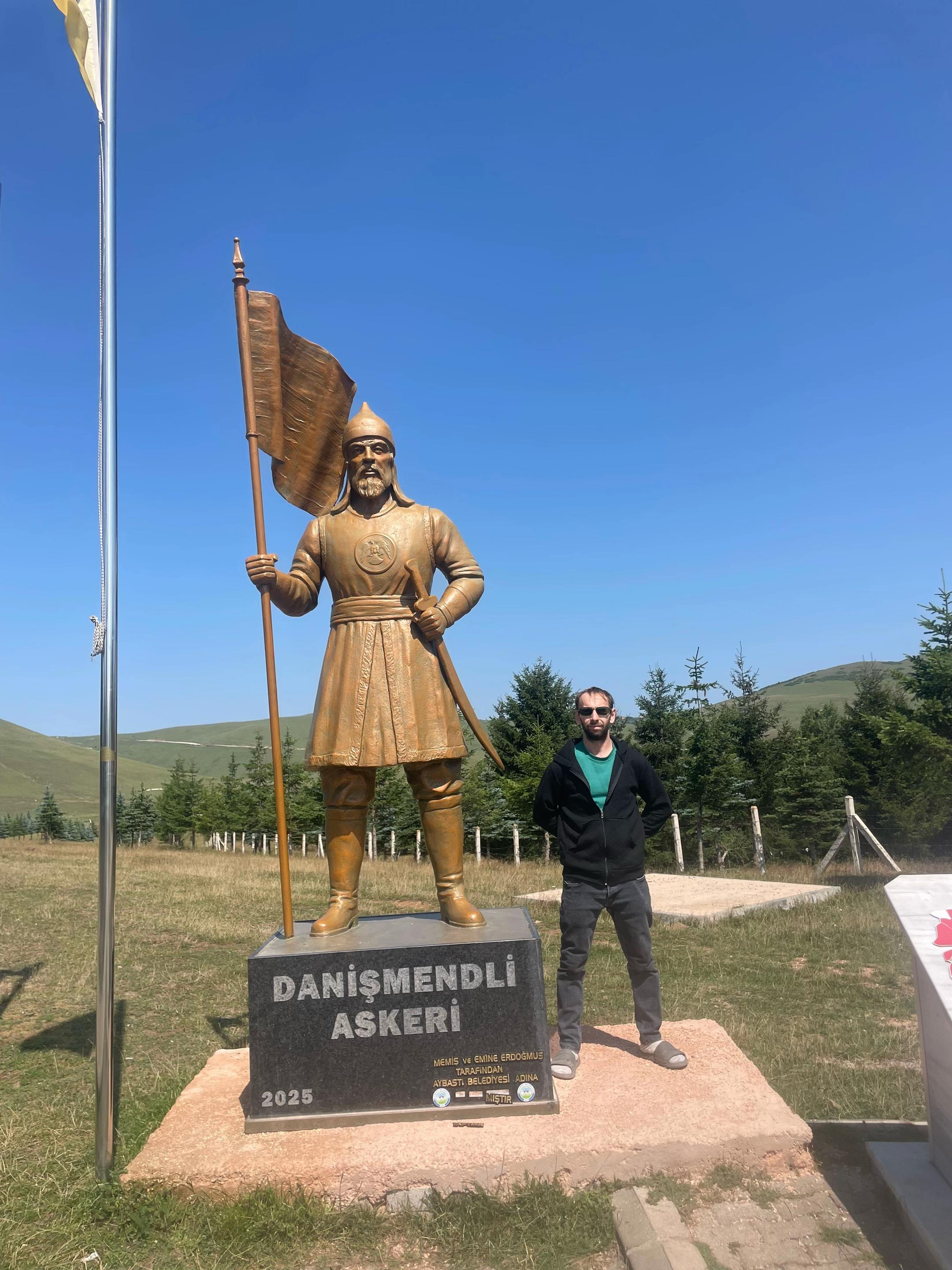 @Tuğrul &Ouml;zcan 52