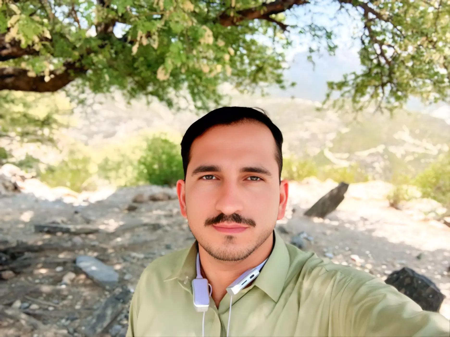 @BASIT KHAN SHENWARY 👑