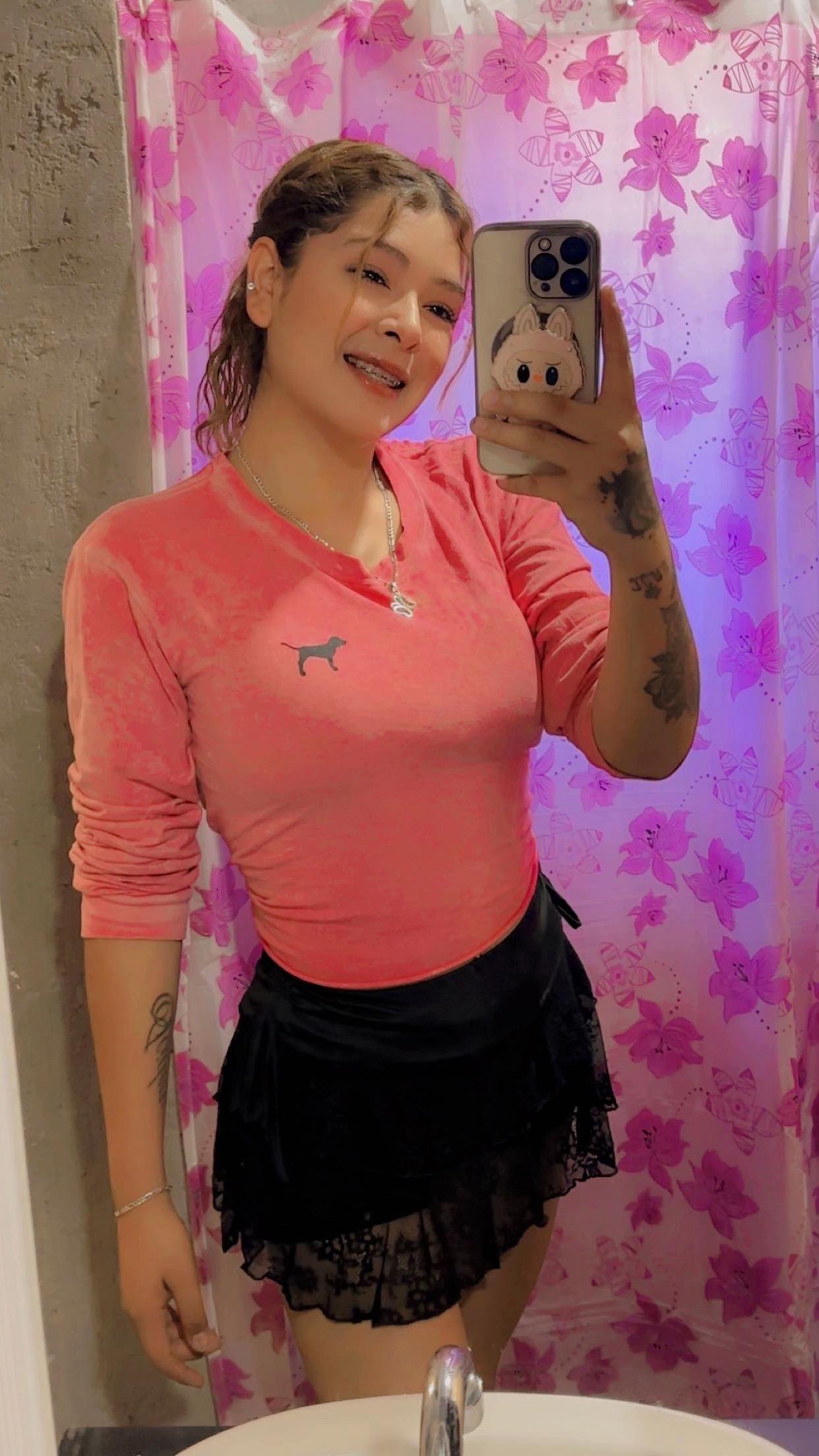 @Kari Gonzalez 🩷🖇️🤠