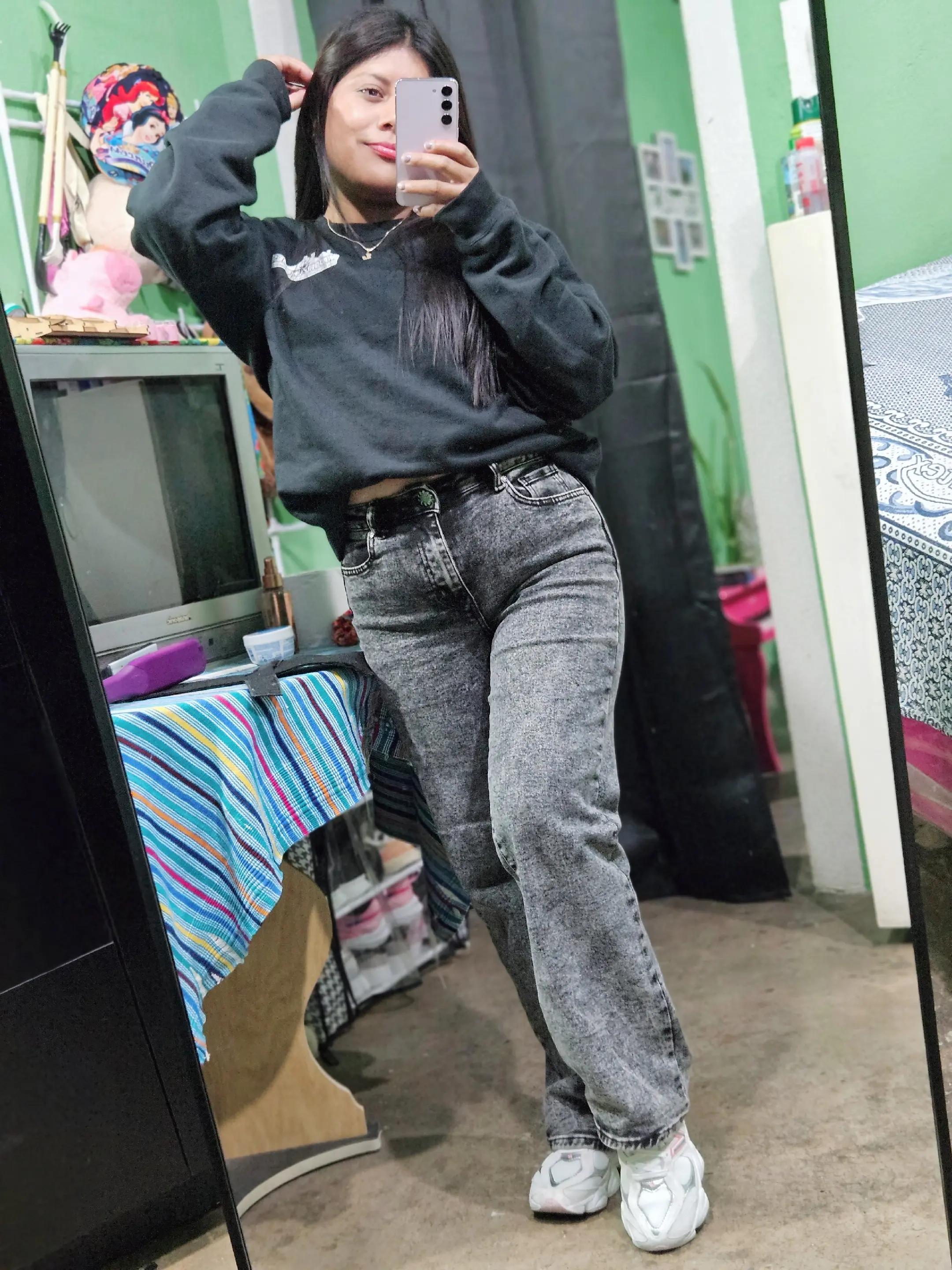 @Florecita 🦋🫦🥰