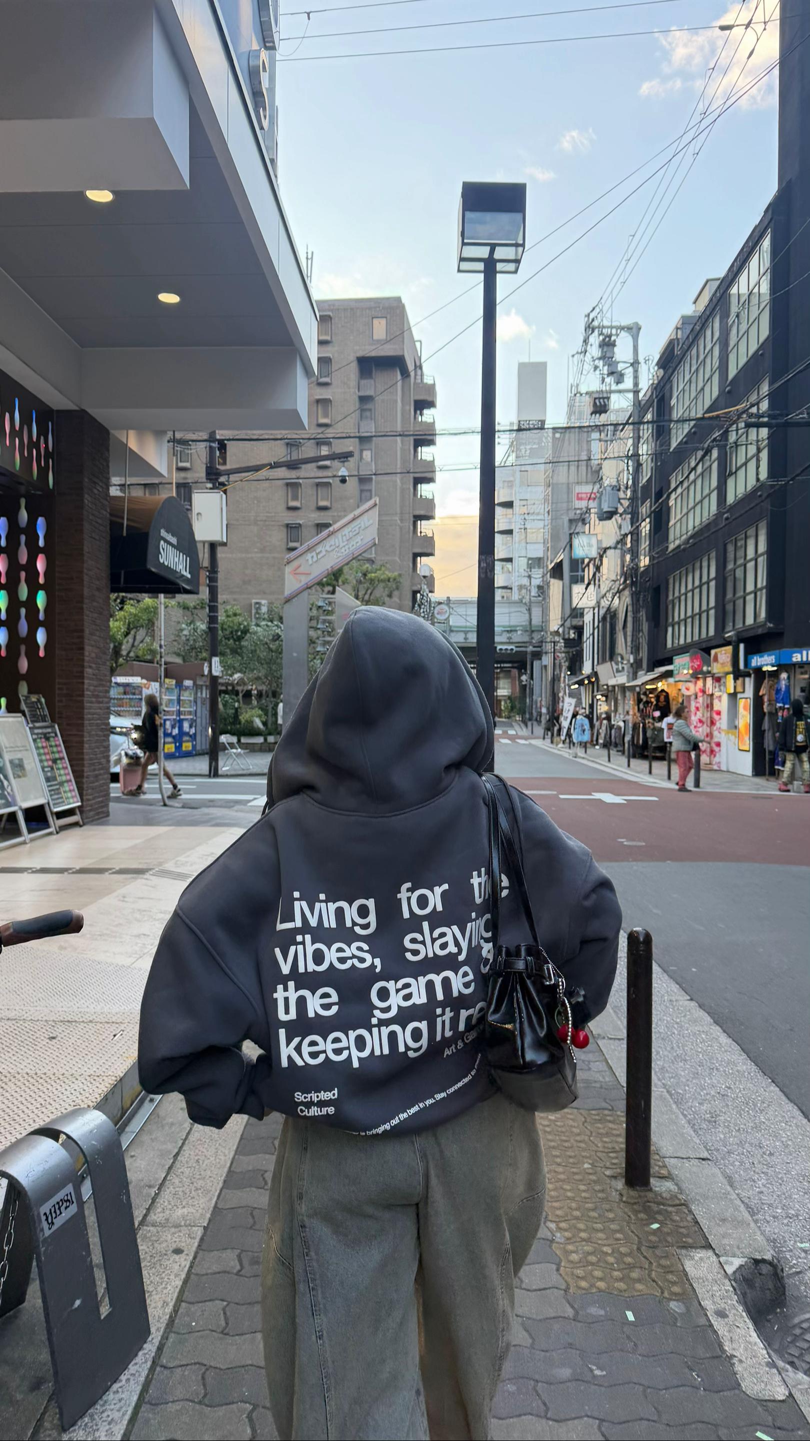 @𝓷𝓪𝔂