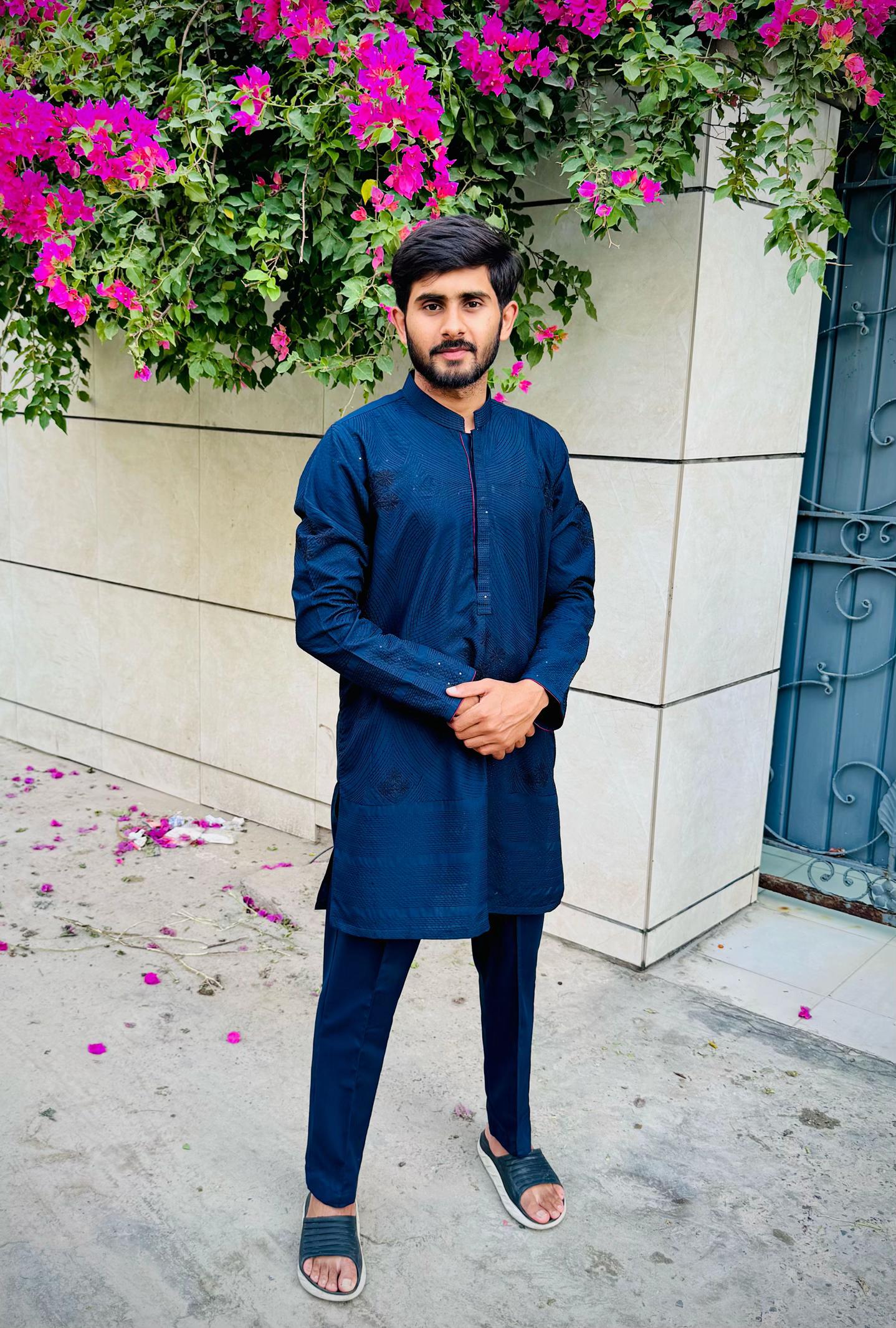 @Laraib Mughal🦁