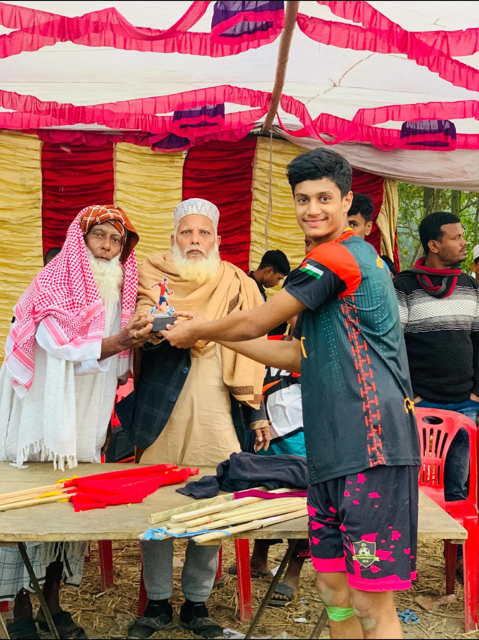 @Ramim🇧🇩Alvaraz🇦🇷 09