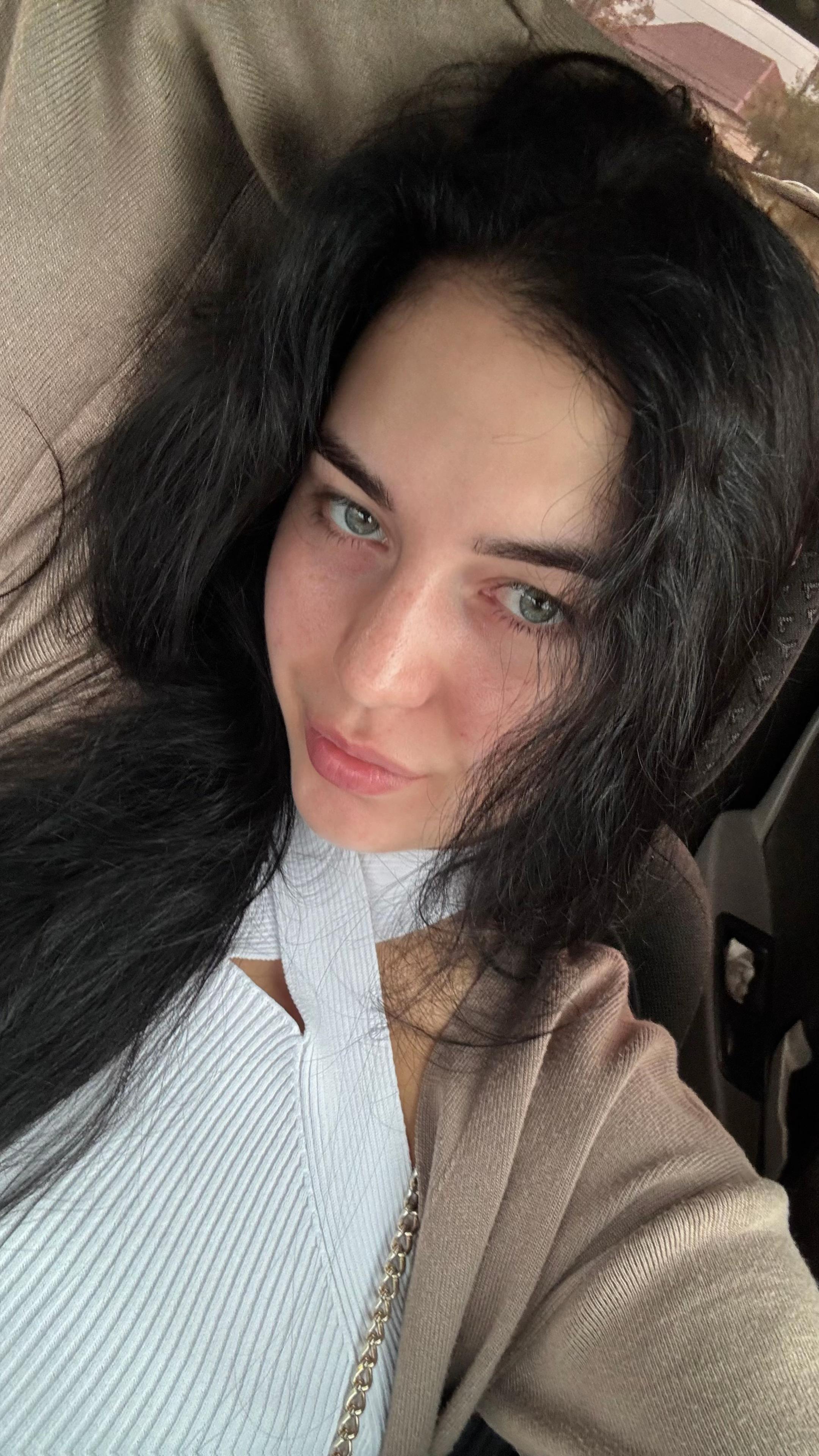 @виктория