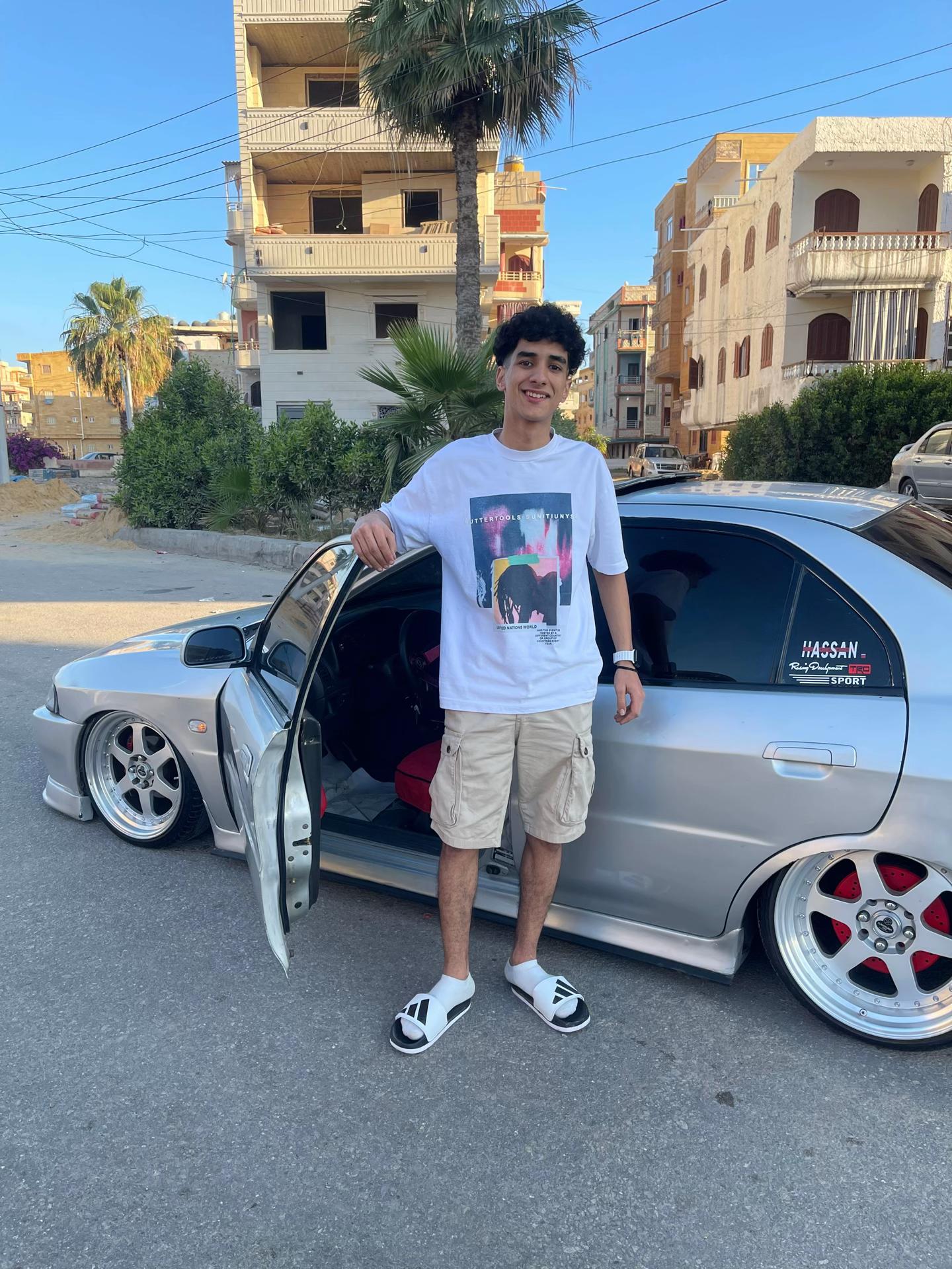@ZAIN💸