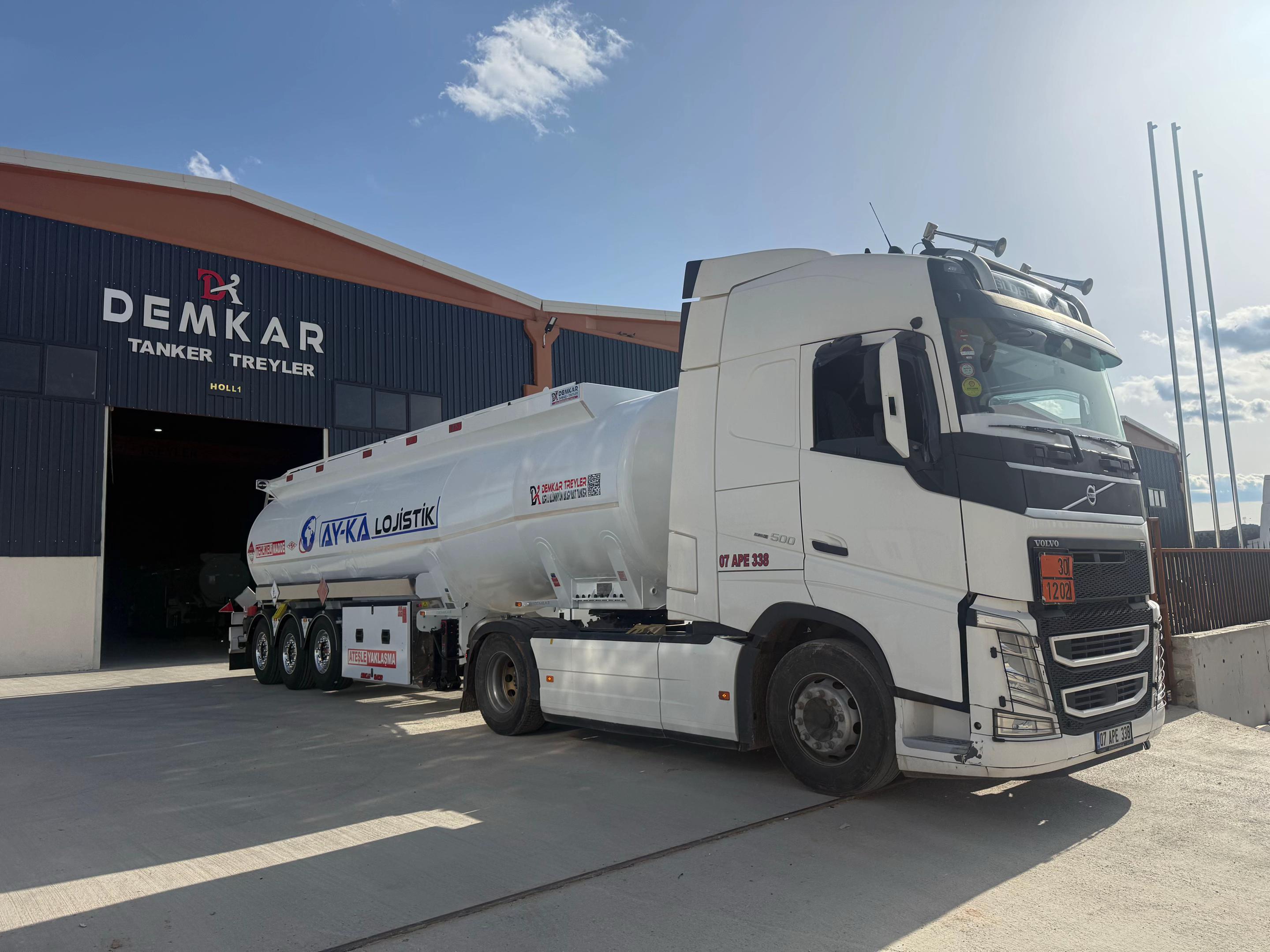 @demkar_tanker