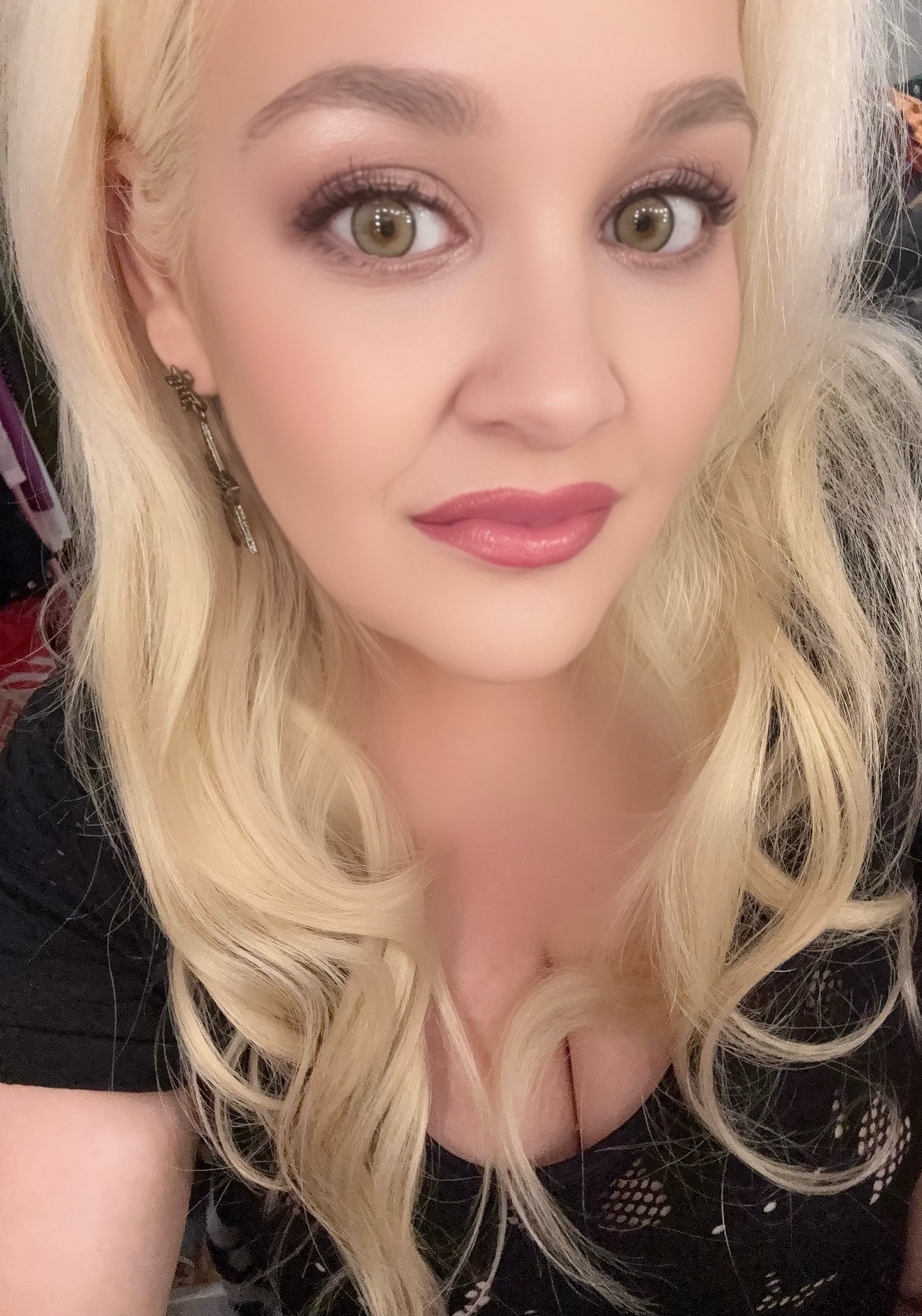 @Blondie