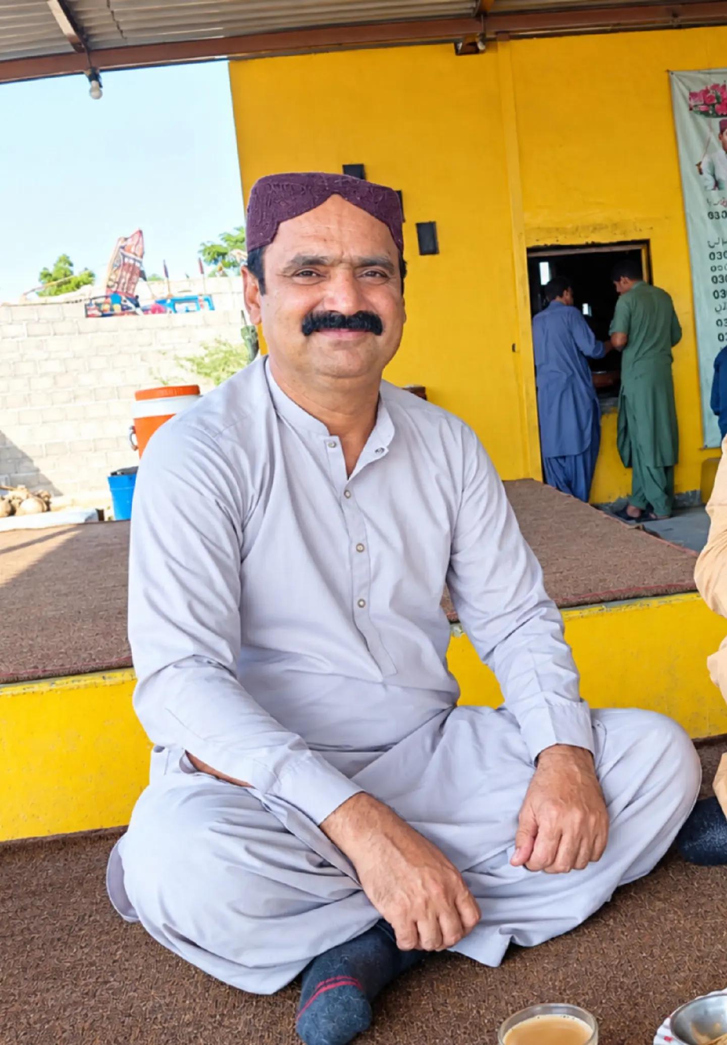 @Muنawar Kaنdhro