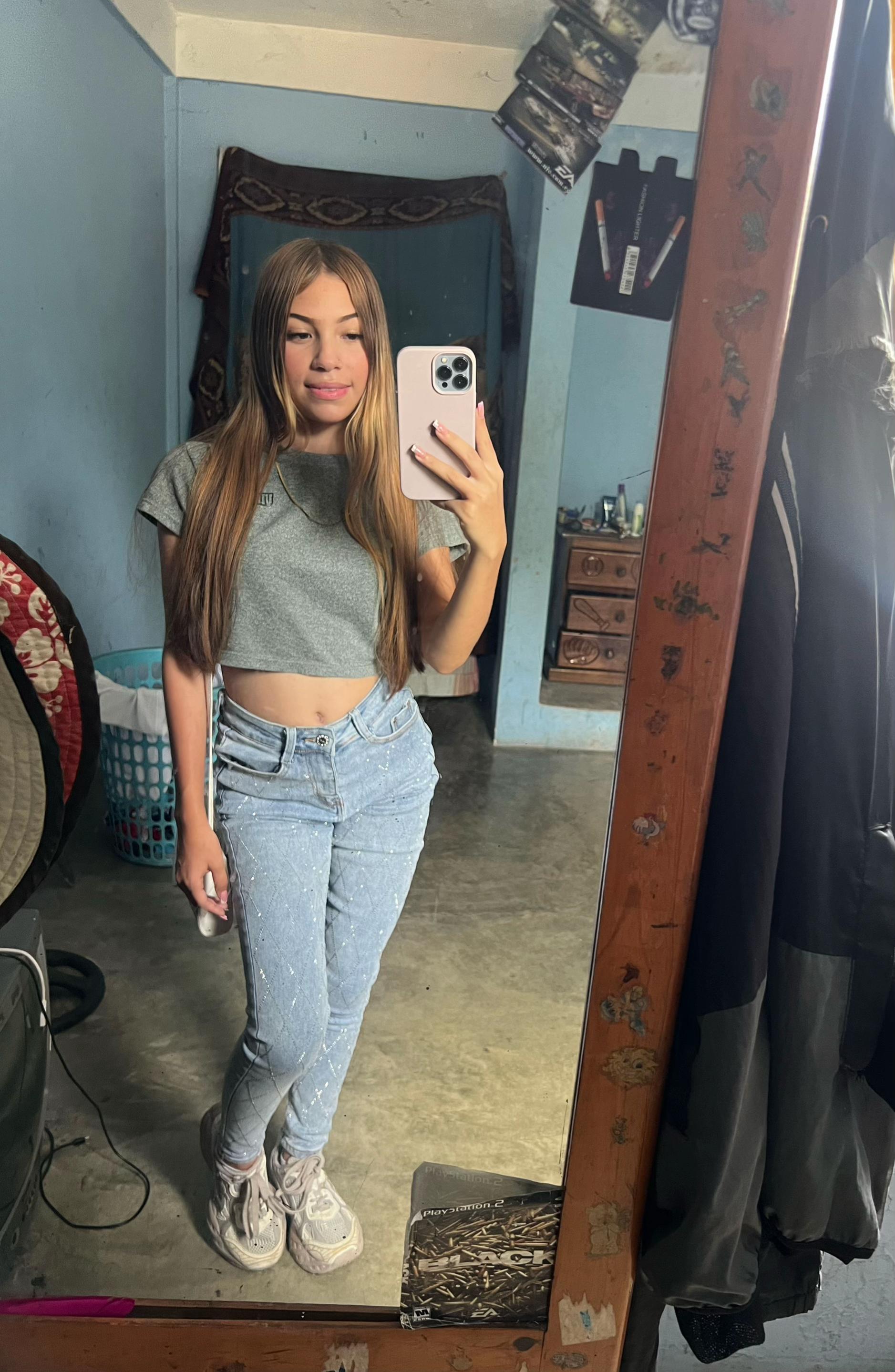 @Paola👑.