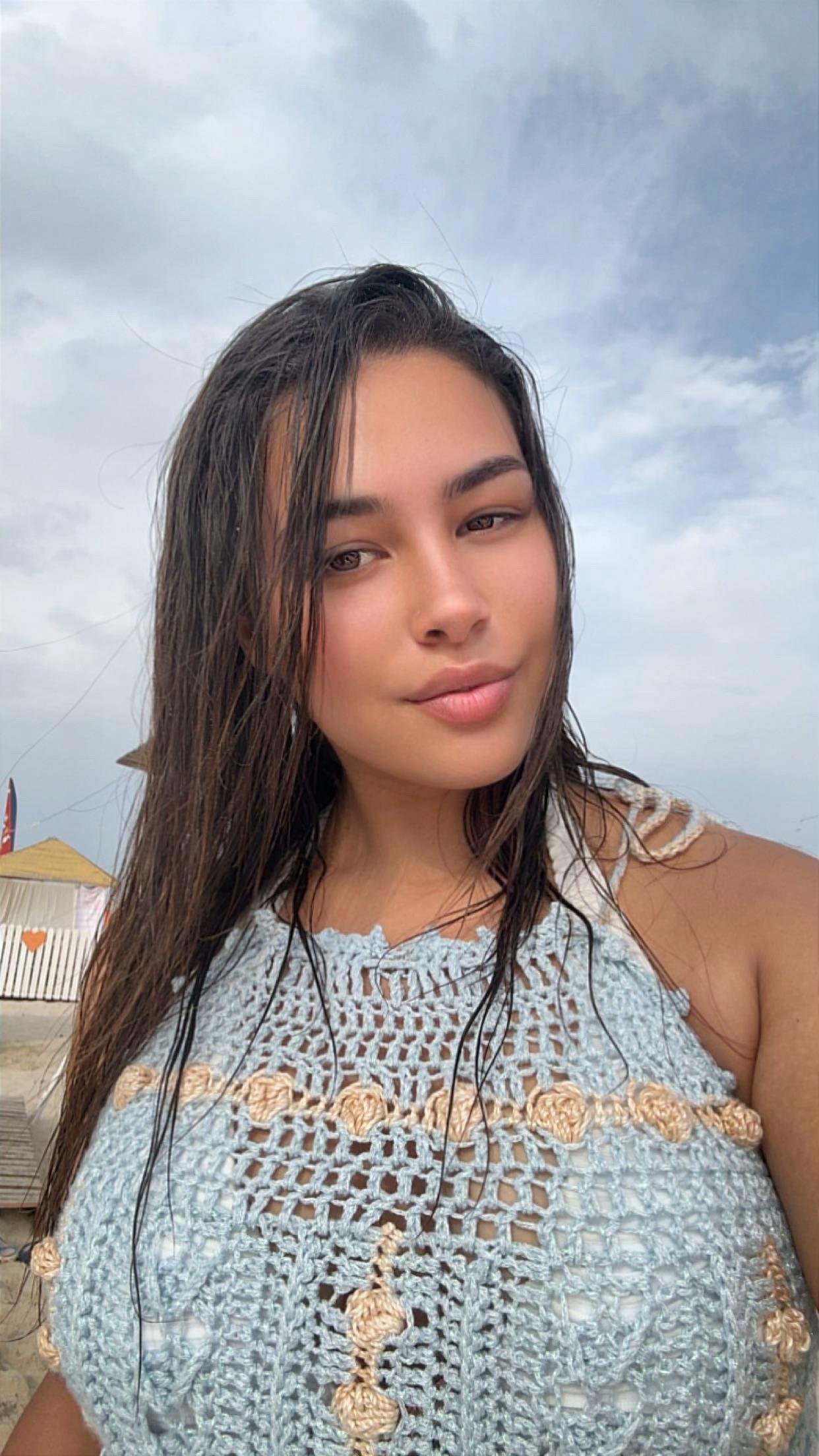 @…