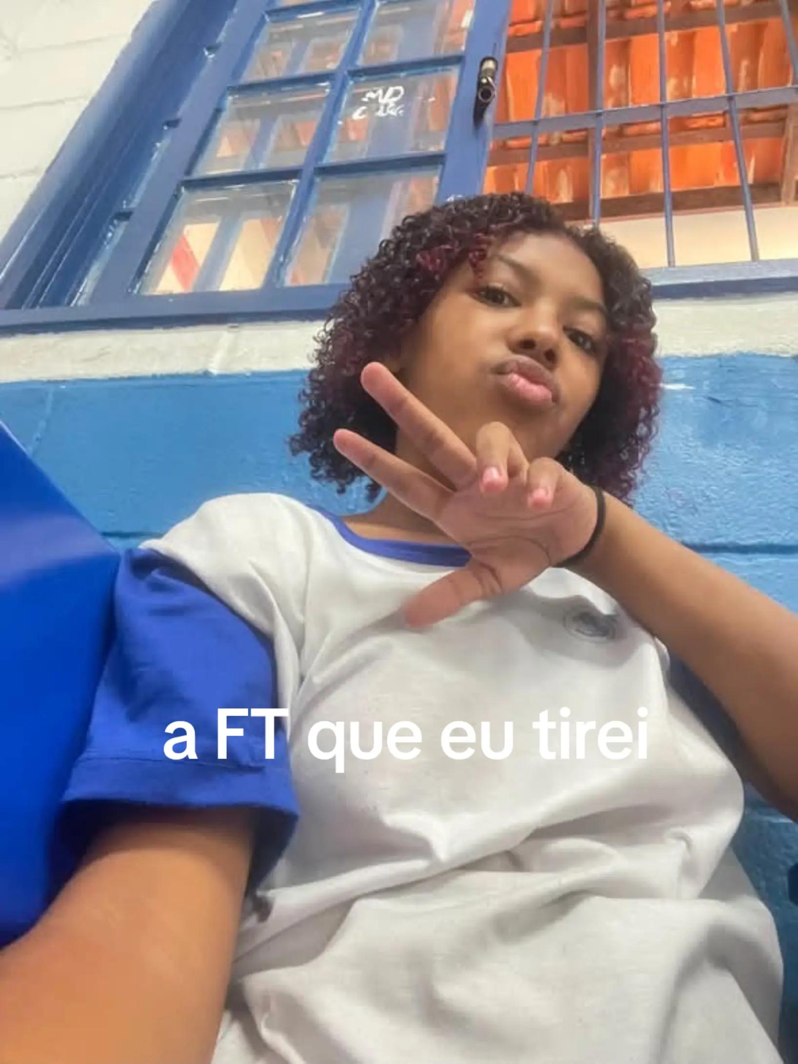 @schelles00