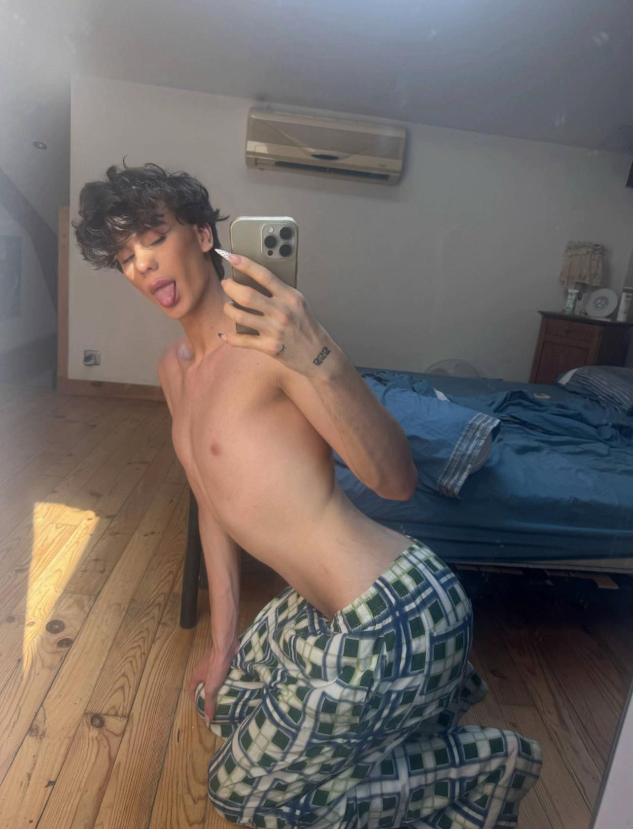 @twinklidya