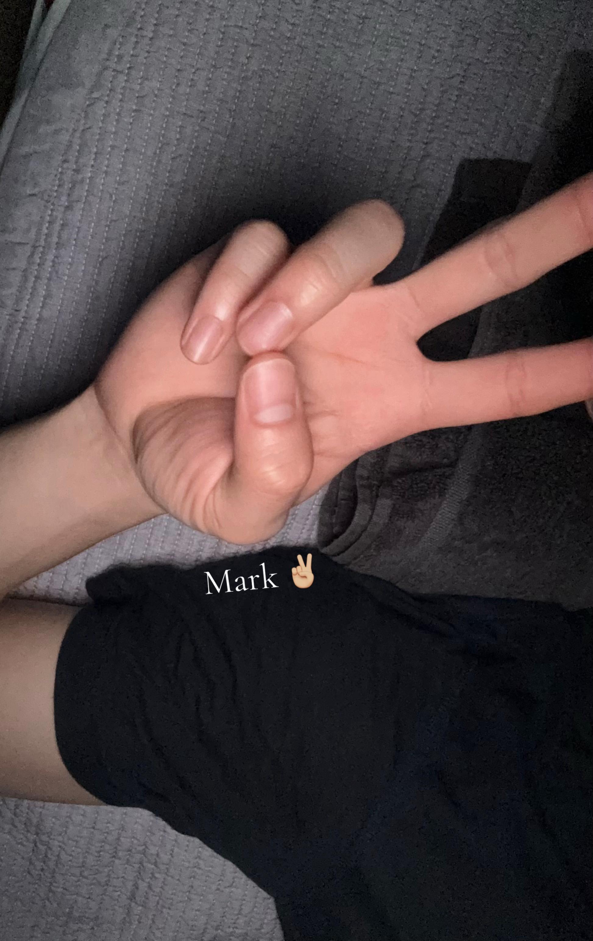 @𝓶𝓪𝓻𝓴 𝓵𝓮𝓮'𝓼 𝓰𝓲𝓻𝓵