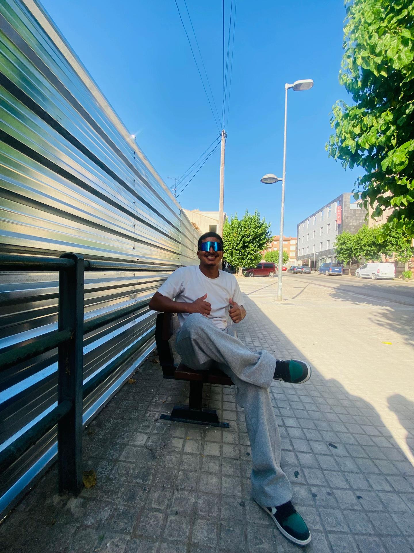 @Dipendra Shreemal🇳🇵🇪🇸