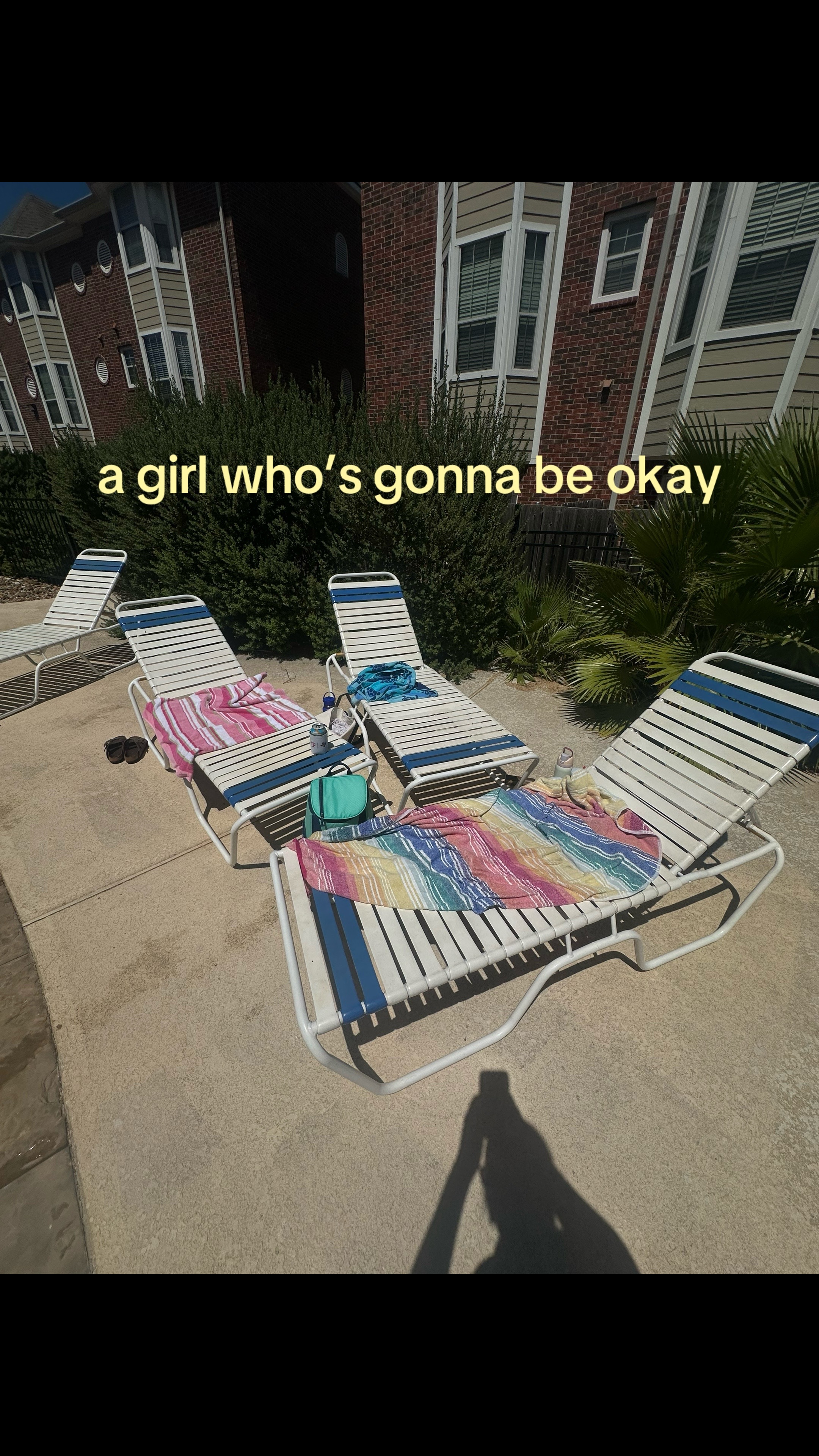 @lainey