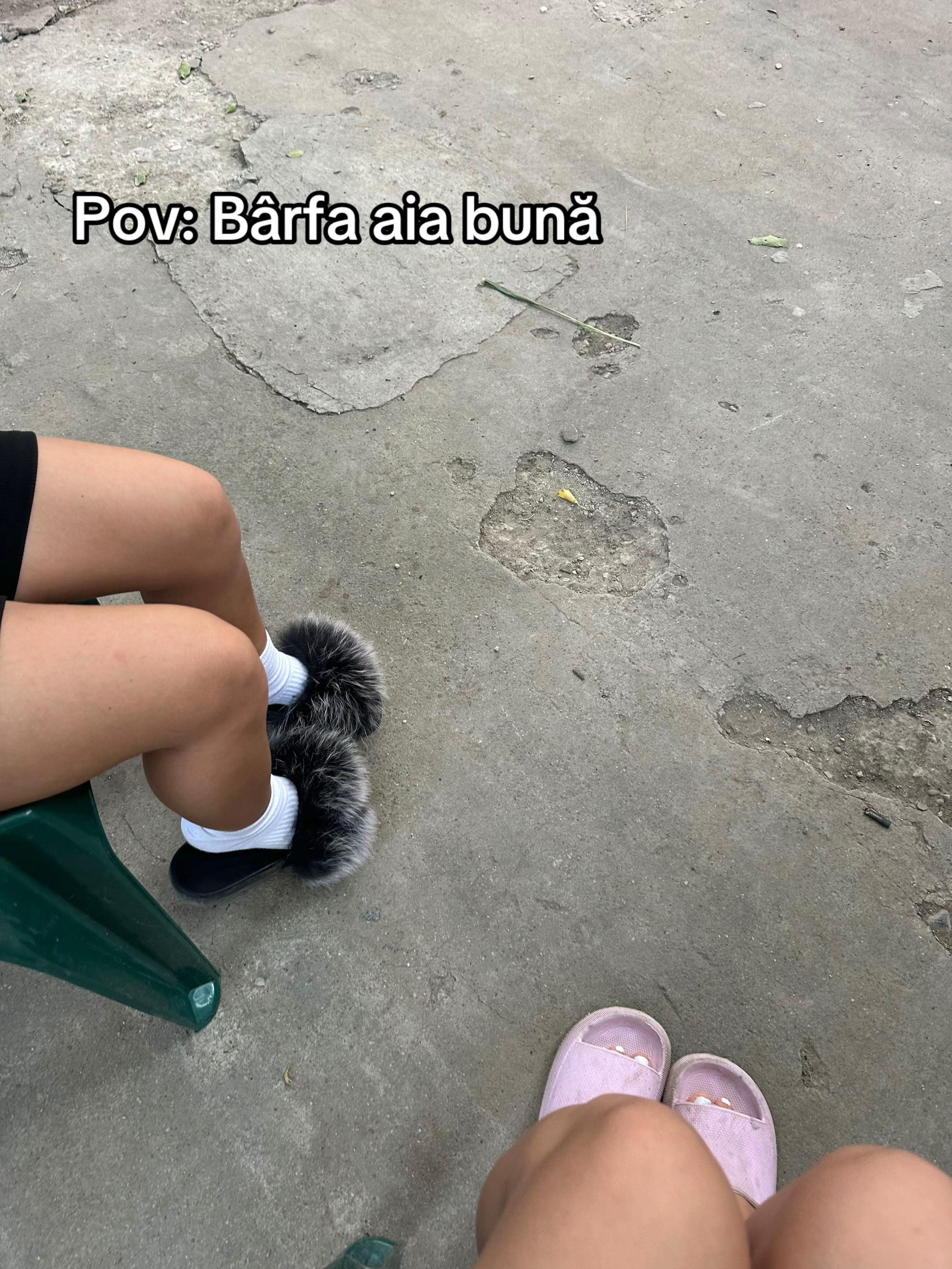 @Creațaa🎀