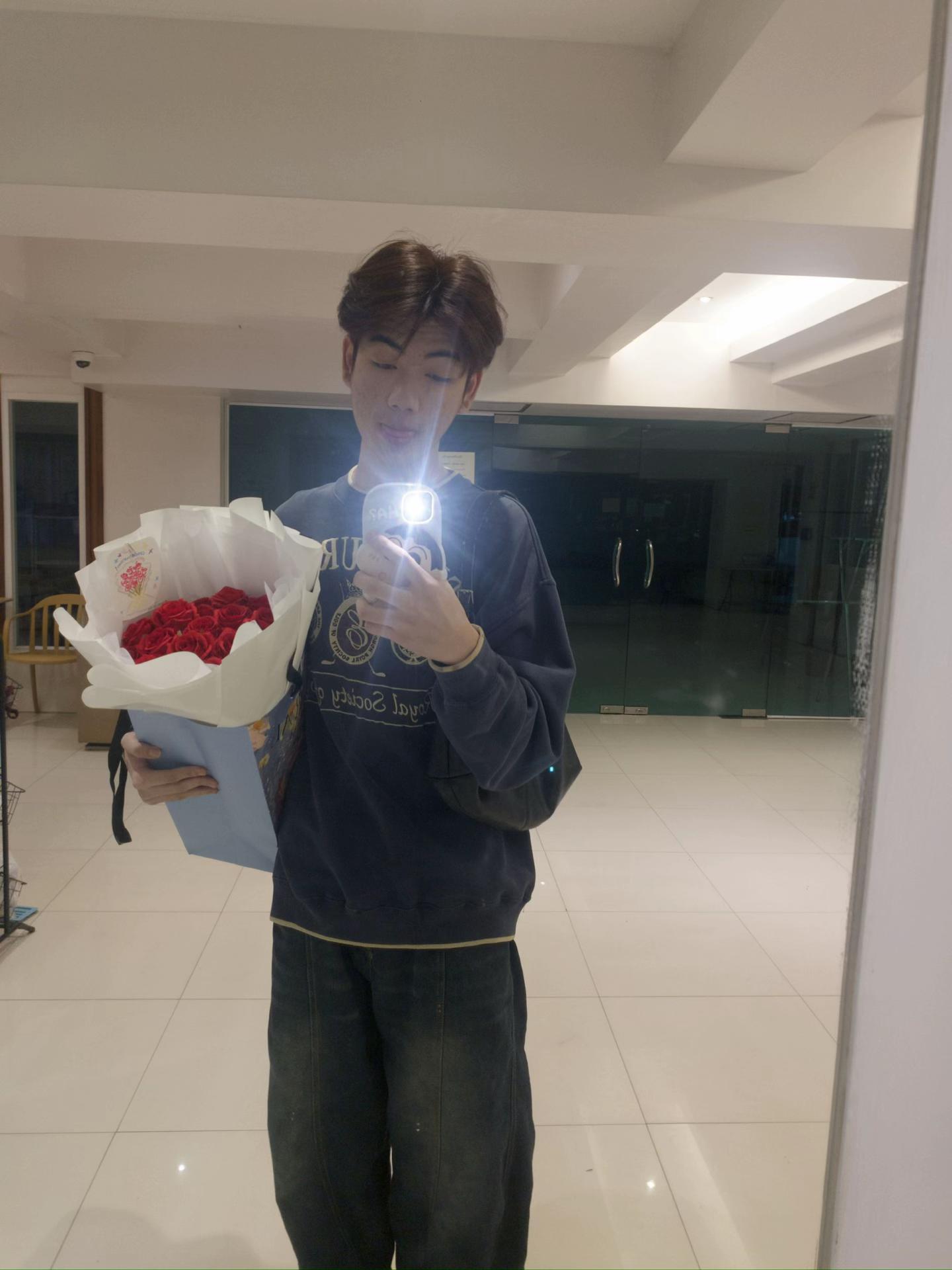 @เตชิน