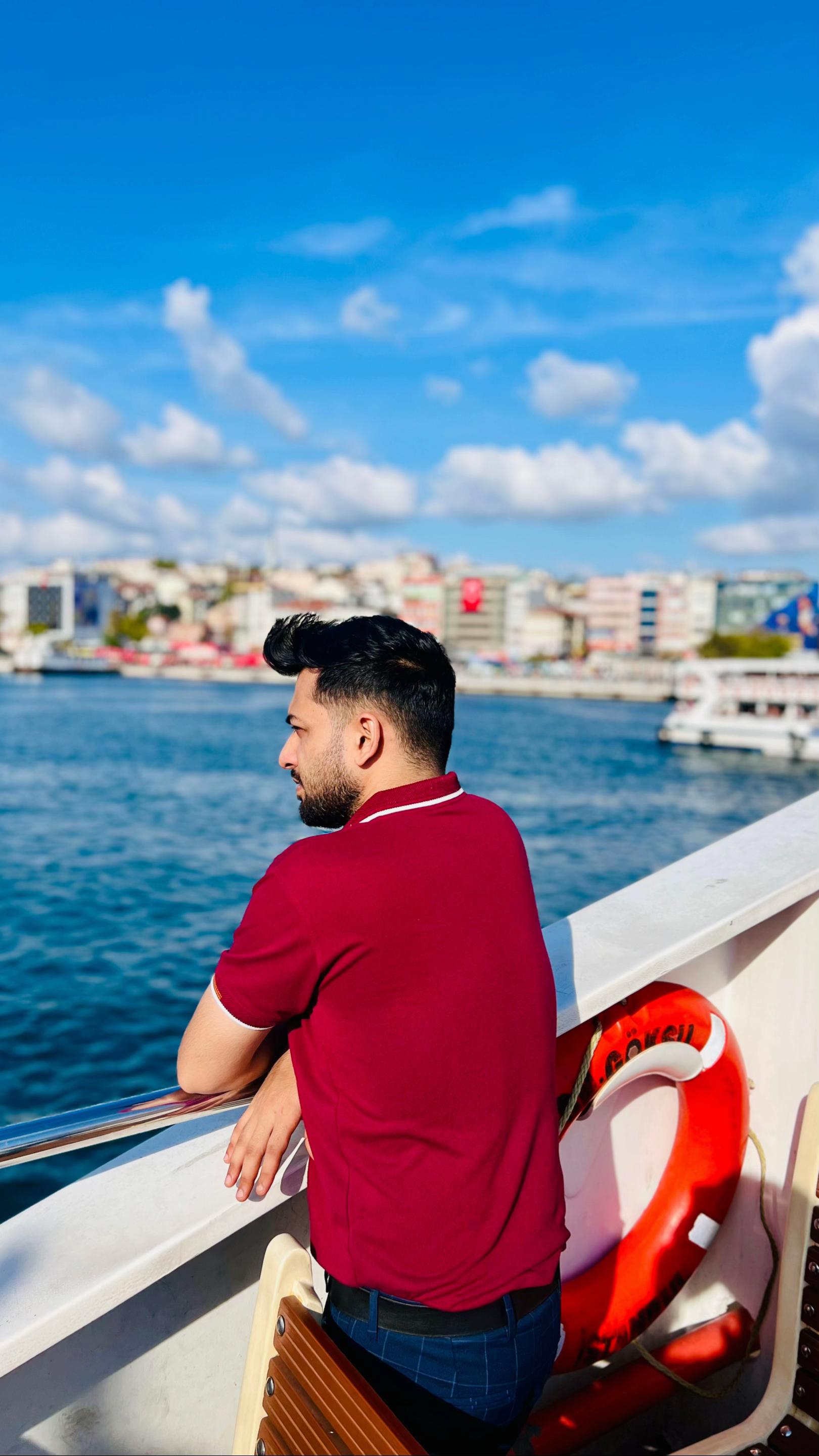 @علی 🕊 🇹🇷
