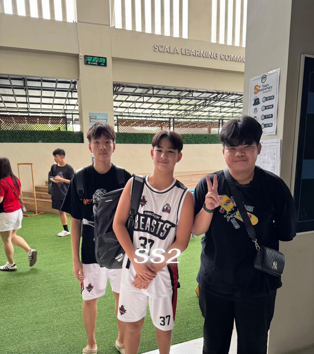@ดับเบิ้น_บีม