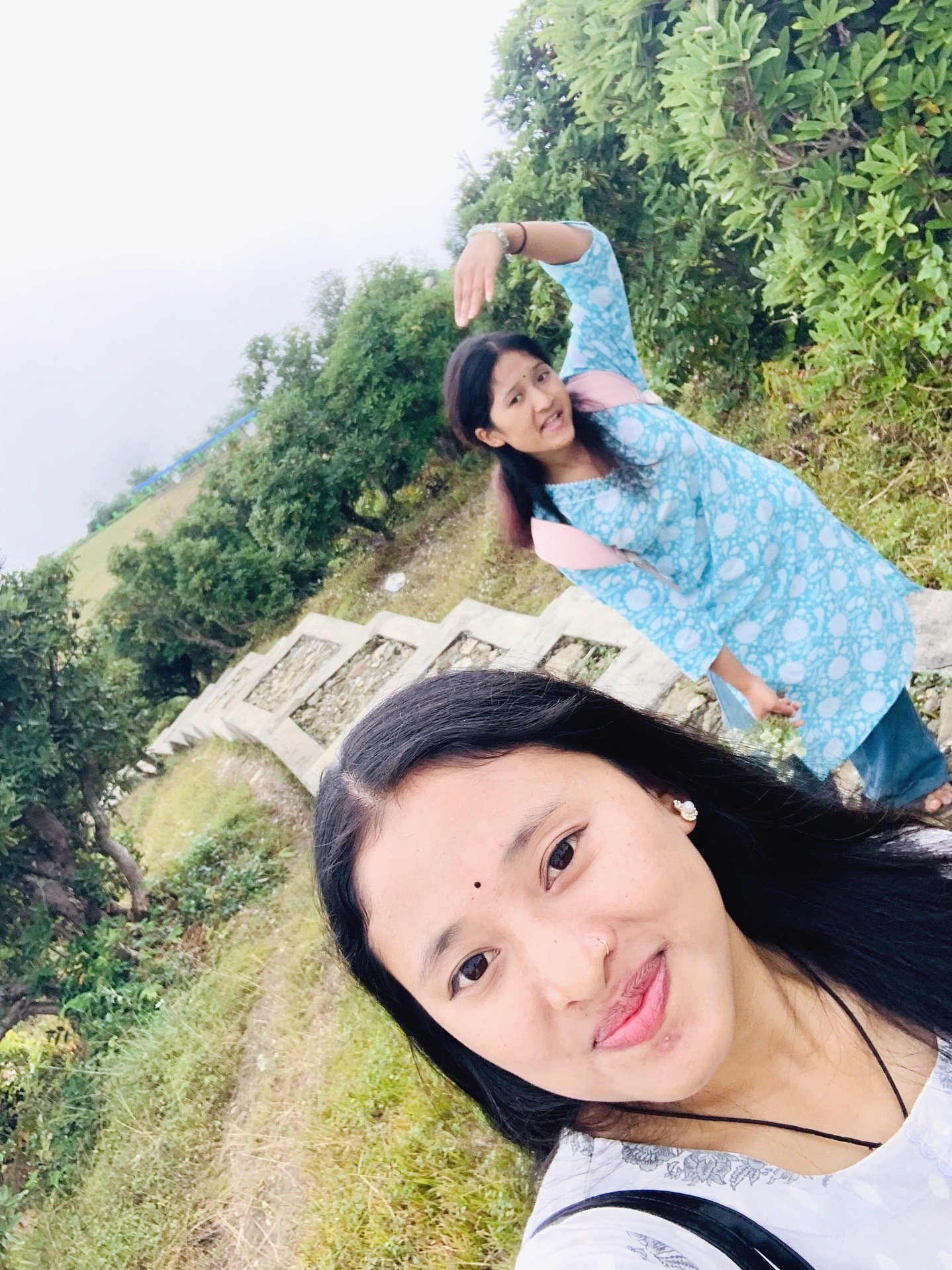 @Somu🦋🌸