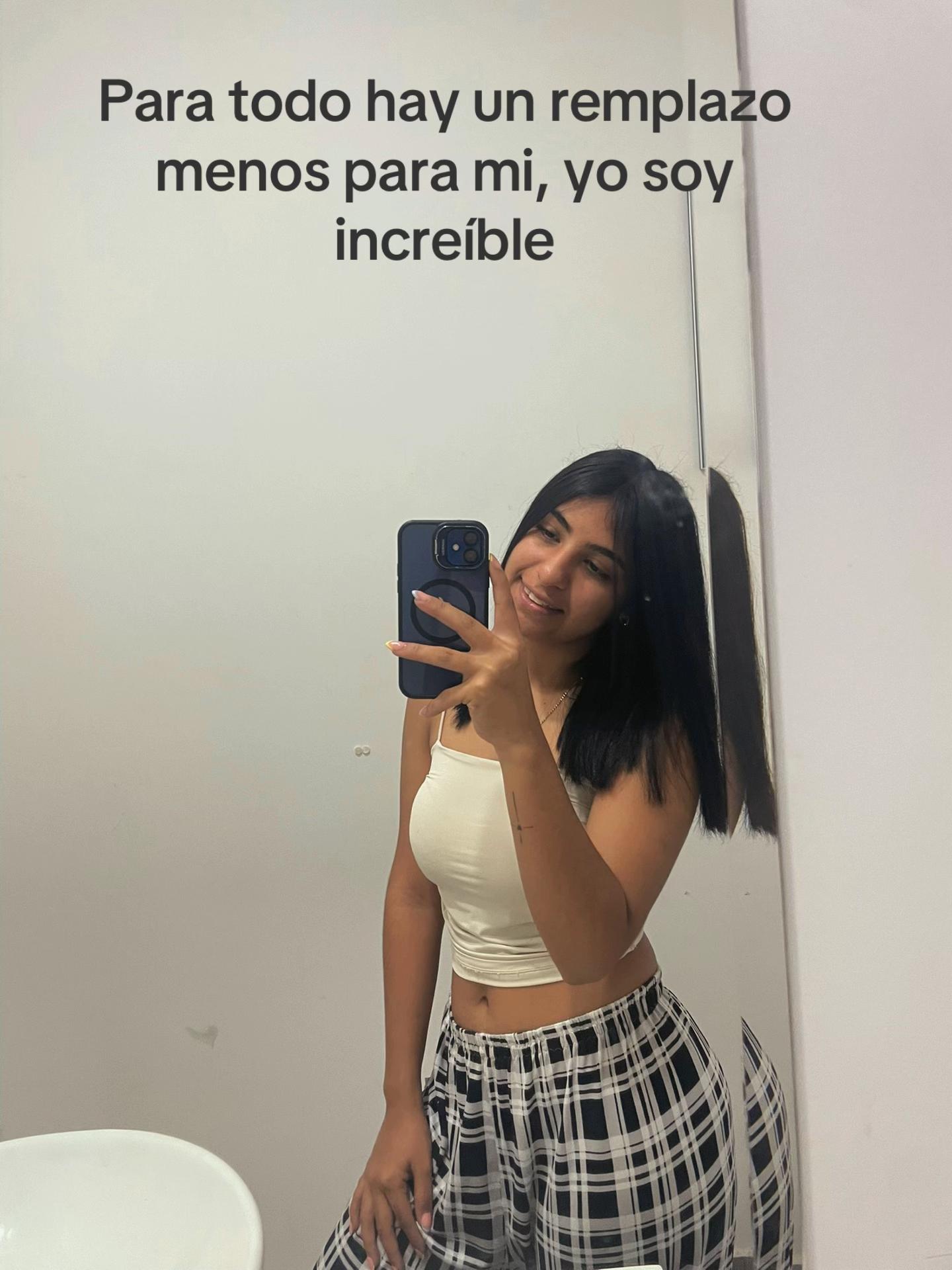 @Adriana🪻