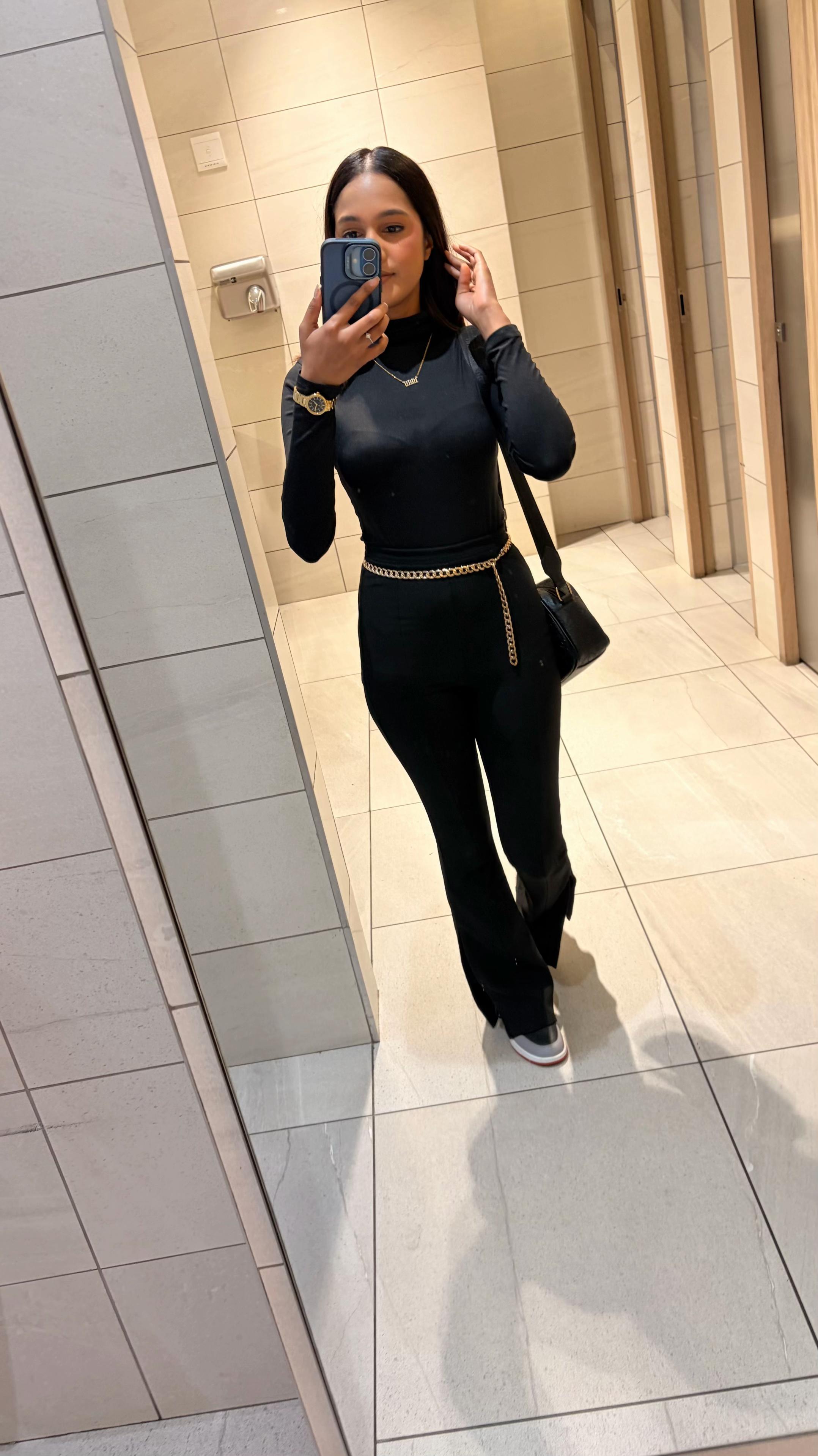 @🌸 Mika Naidoo 🌸