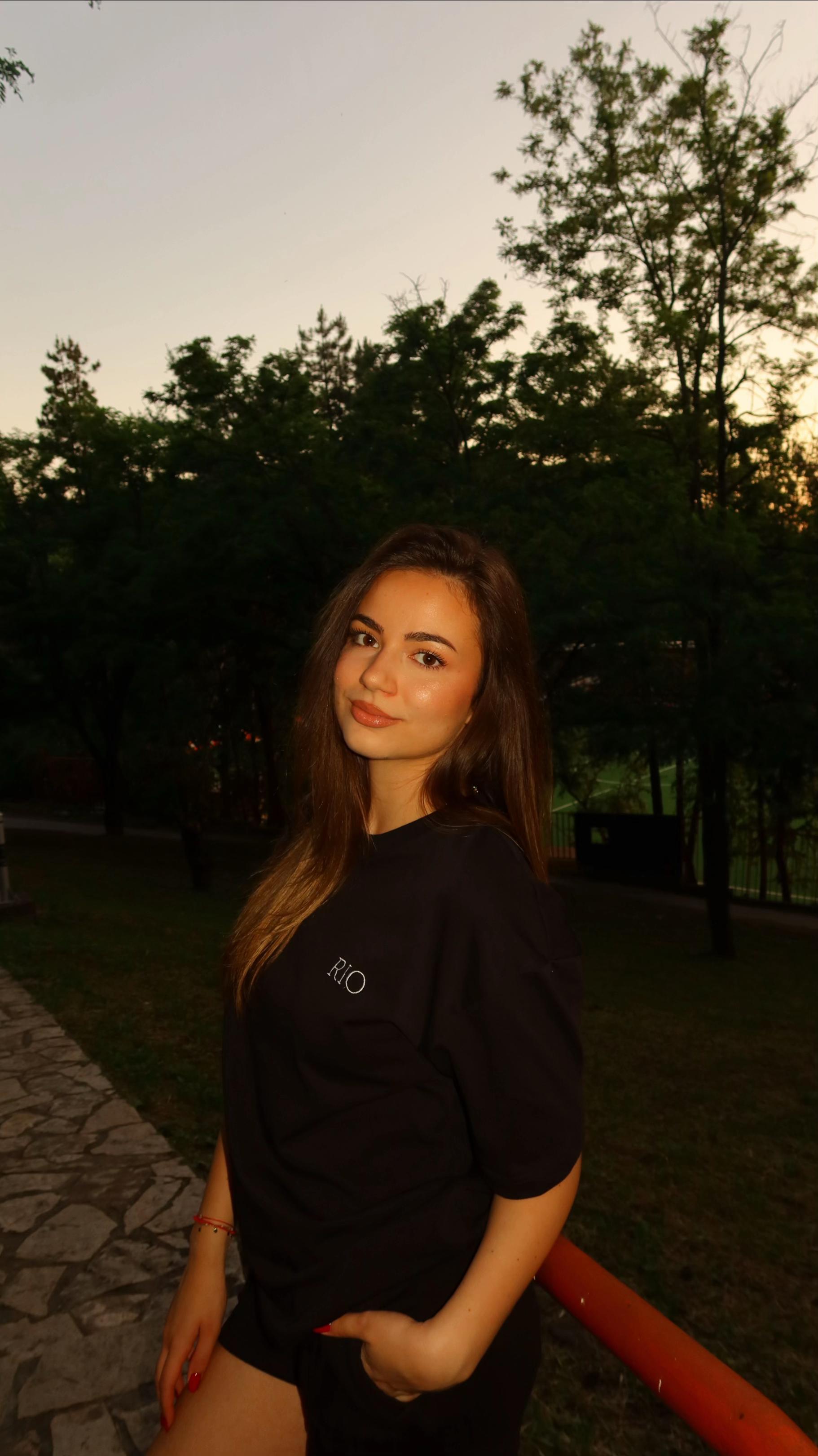 @sarakuzeljevic