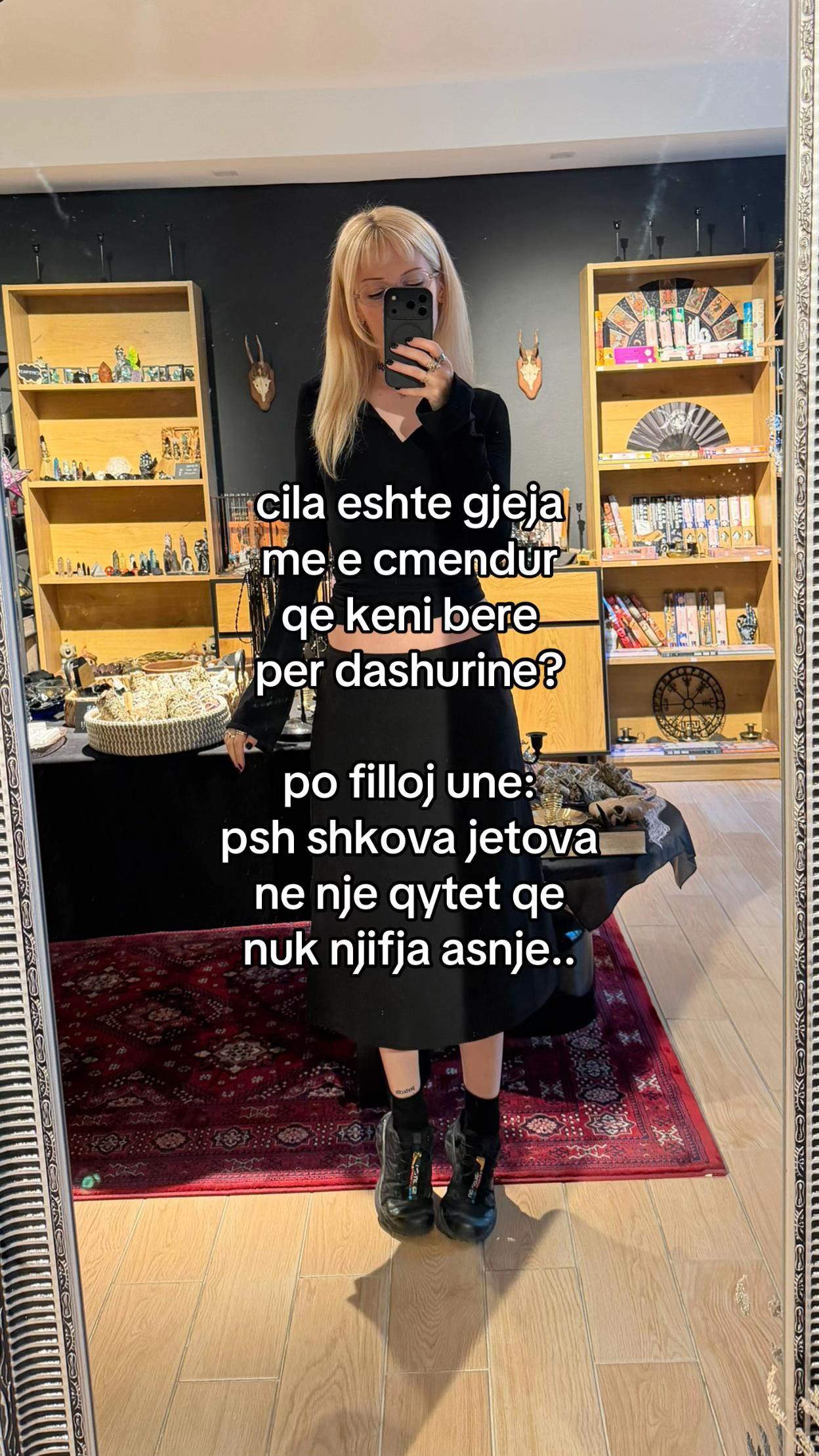 @Lalisa