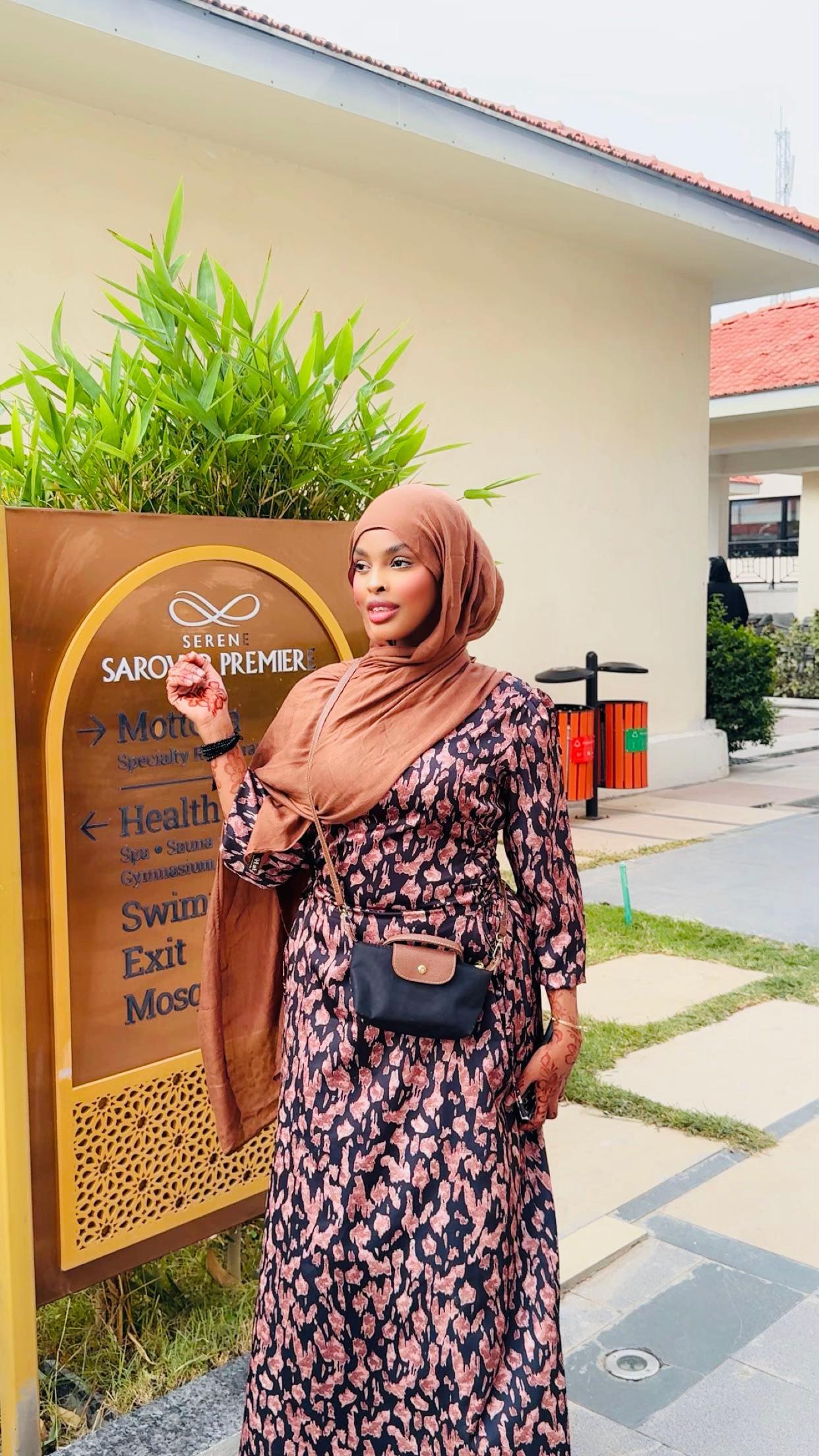 @Fadumo Riyaad