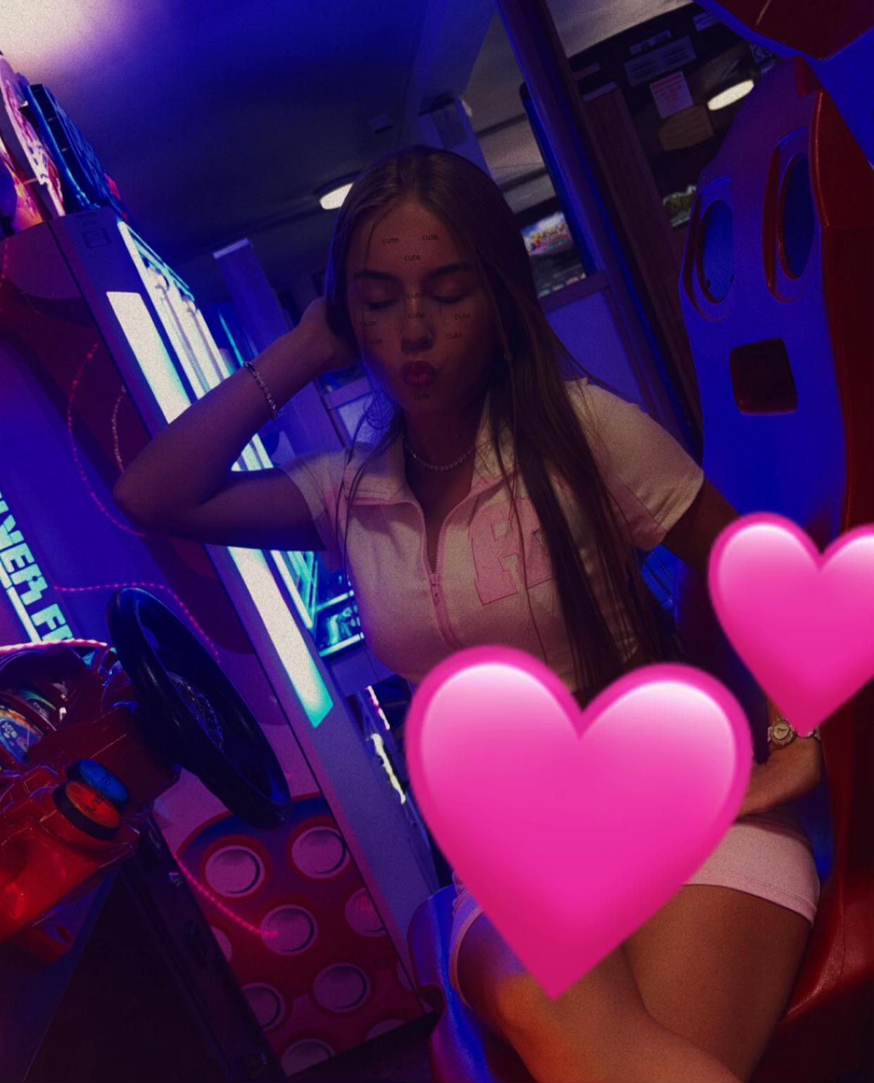 @𝐍𝐢𝐤𝐢𝐭𝐚🤍