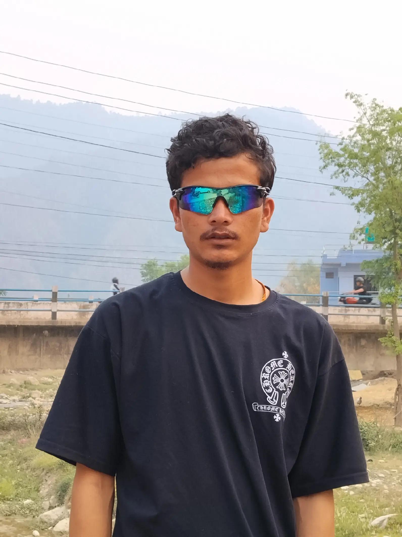 @Royal_thakuri 👑