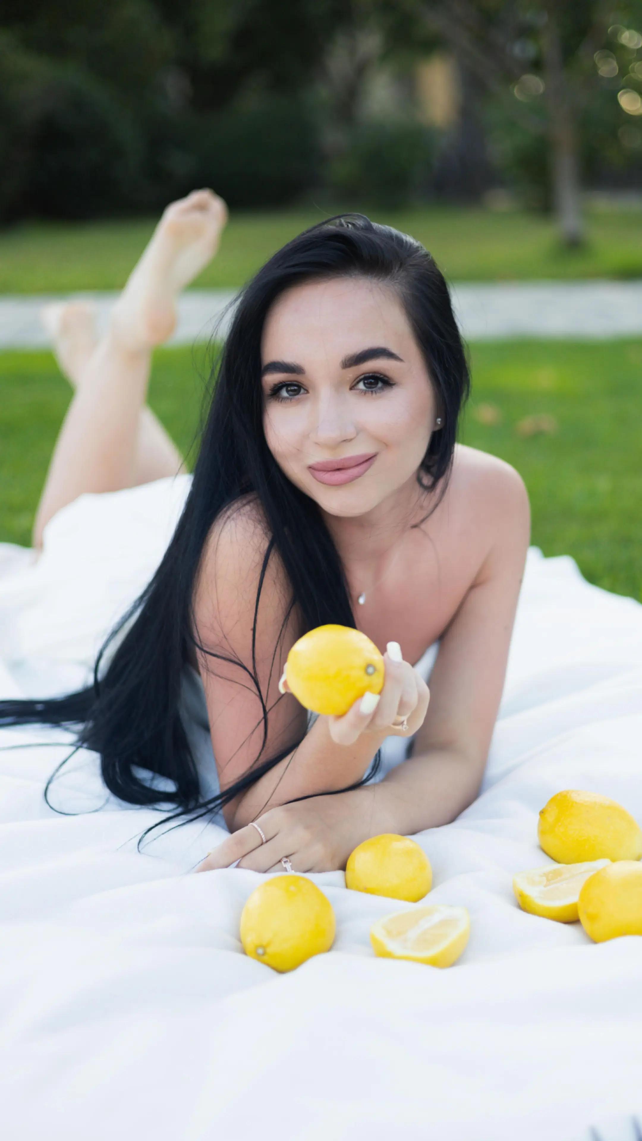 @Olesia