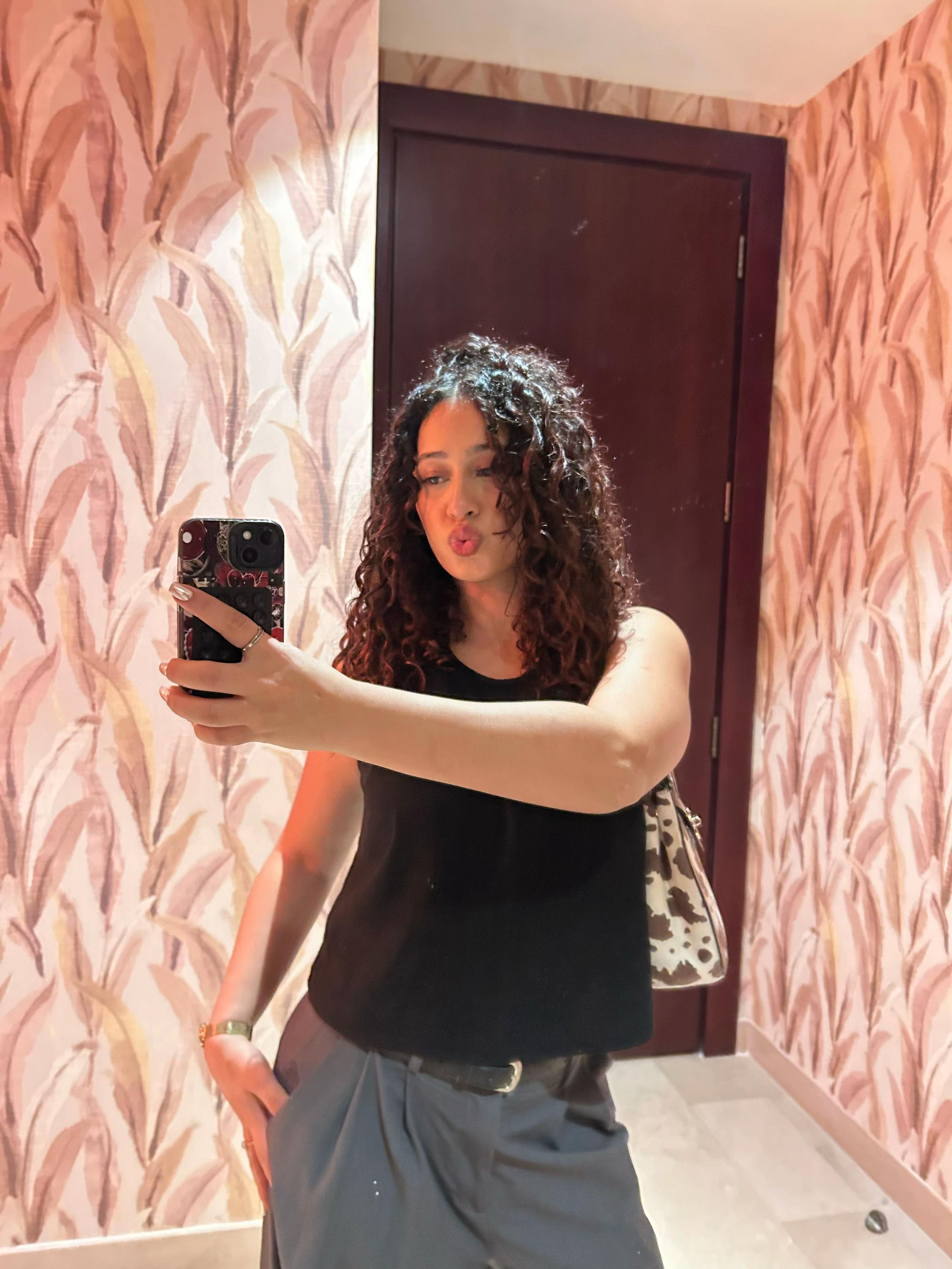 @𝒮𝓌𝑒𝑒𝓉 𝒱𝑒𝓃𝑜𝓂 ♈️🦂