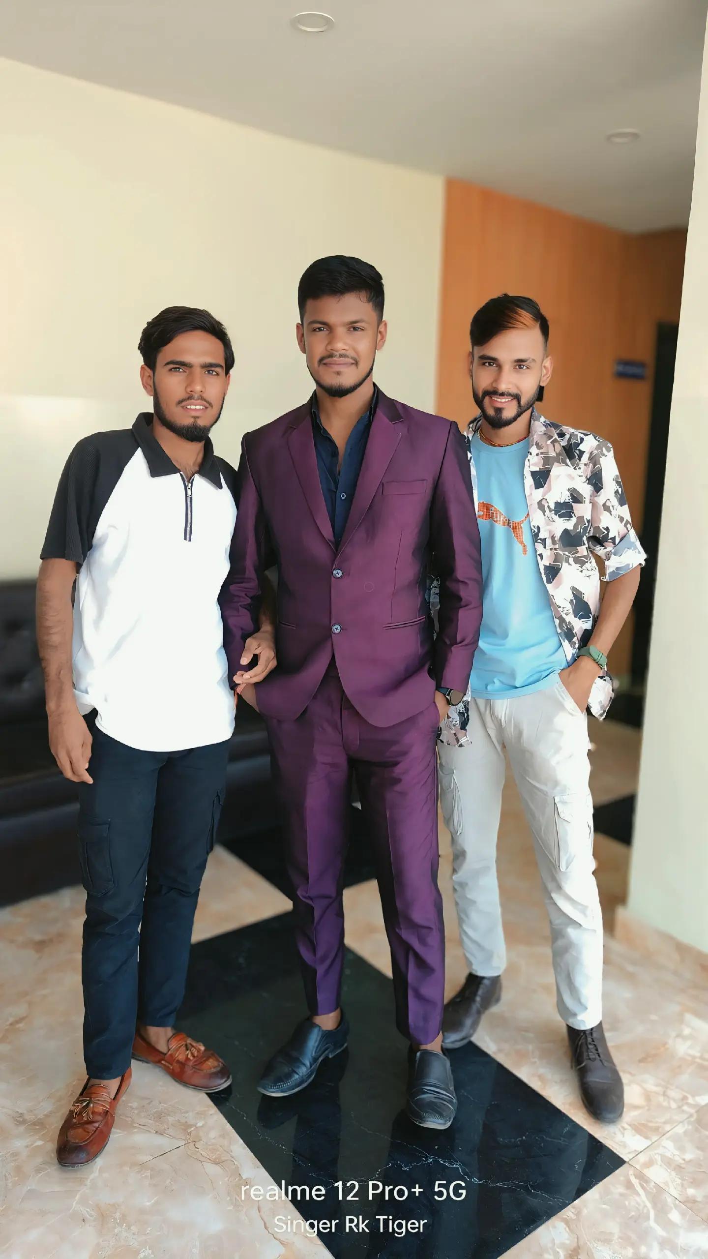 @BhojpuriyaStars💓💕😘