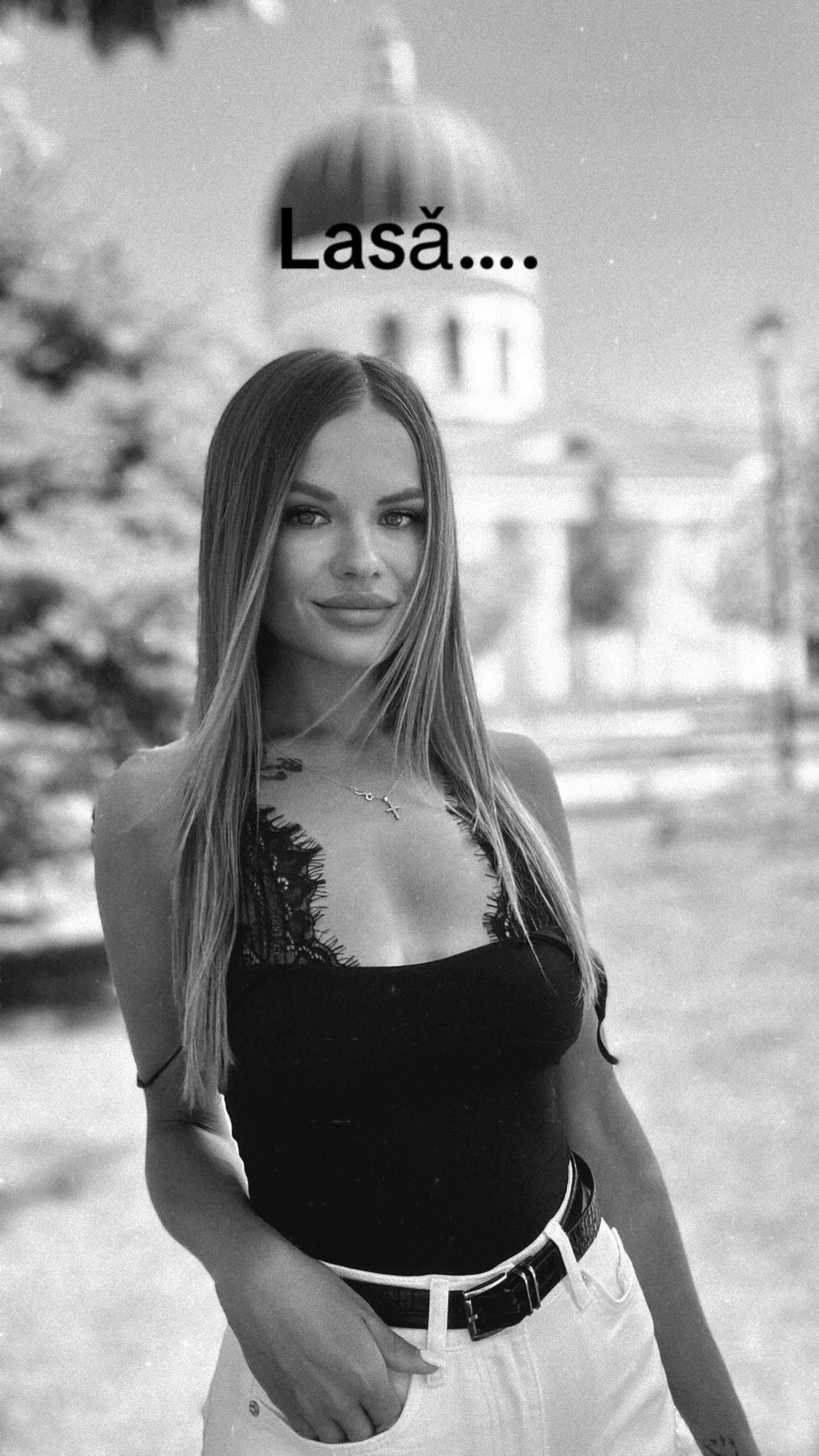 @elenacalmis425