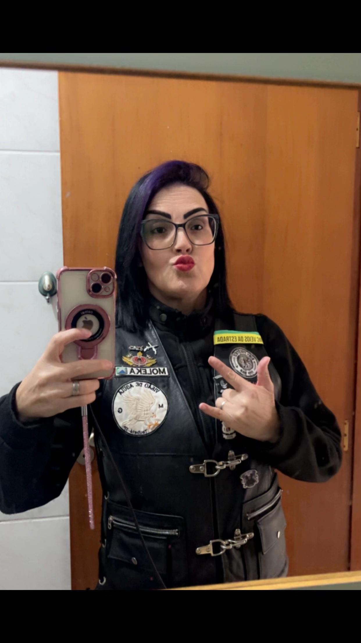 @꧁✞Moleka Alvarenga✞꧂