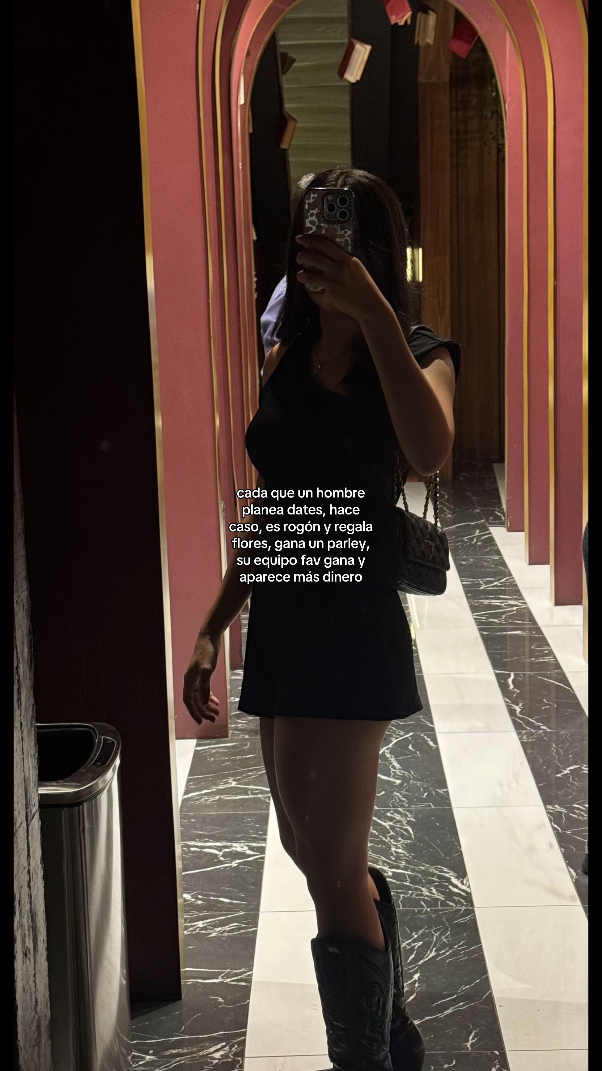 @Alejandra Pando