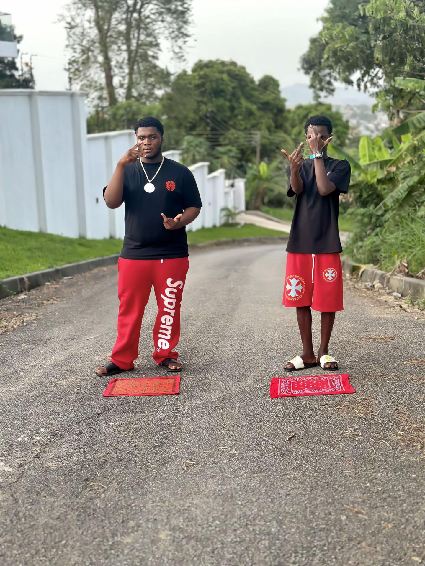 @TᕼOᑭᗷOI ᑭᗩGES🇺🇸💰