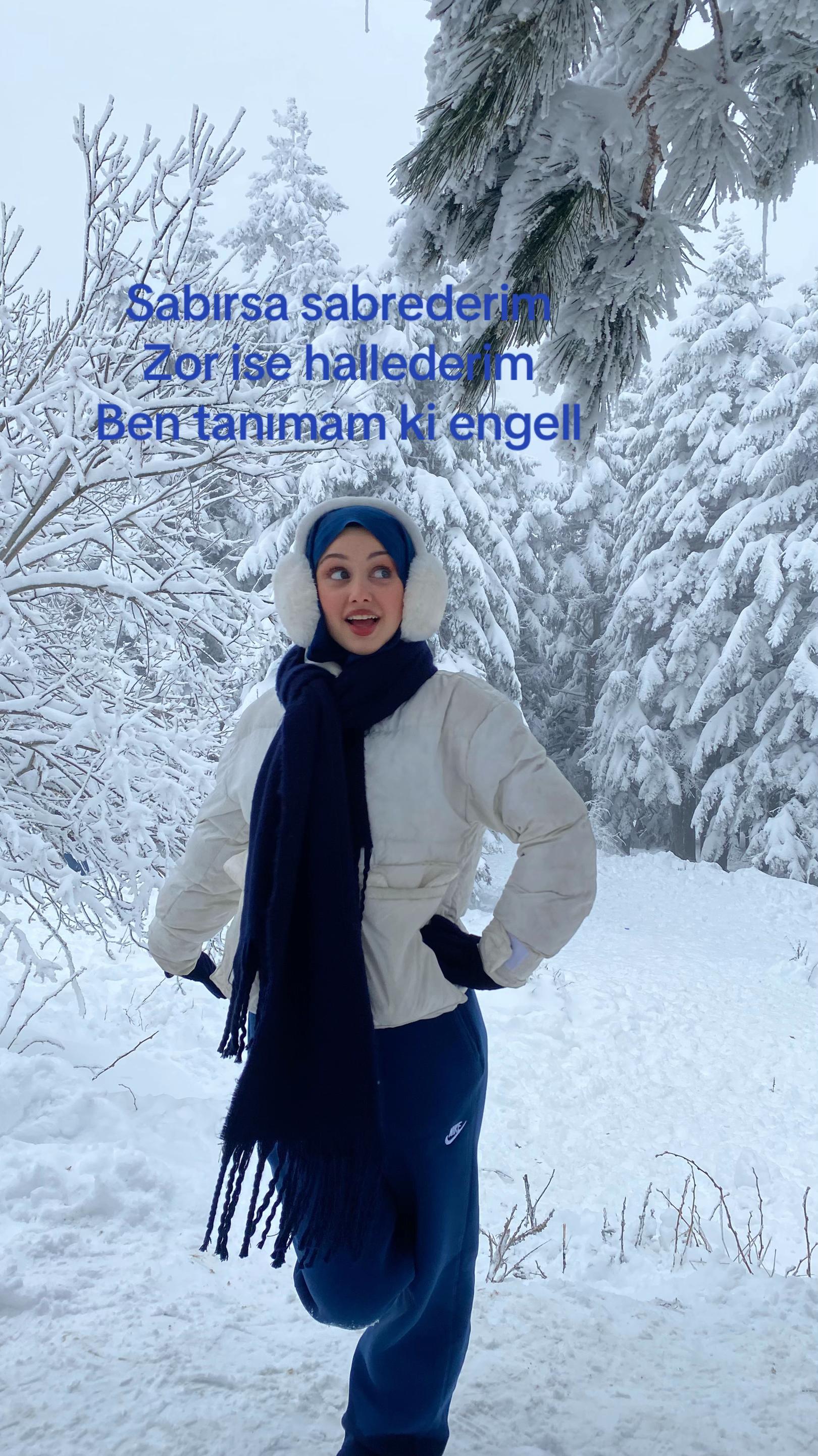 @monkeyniss🎀❄️